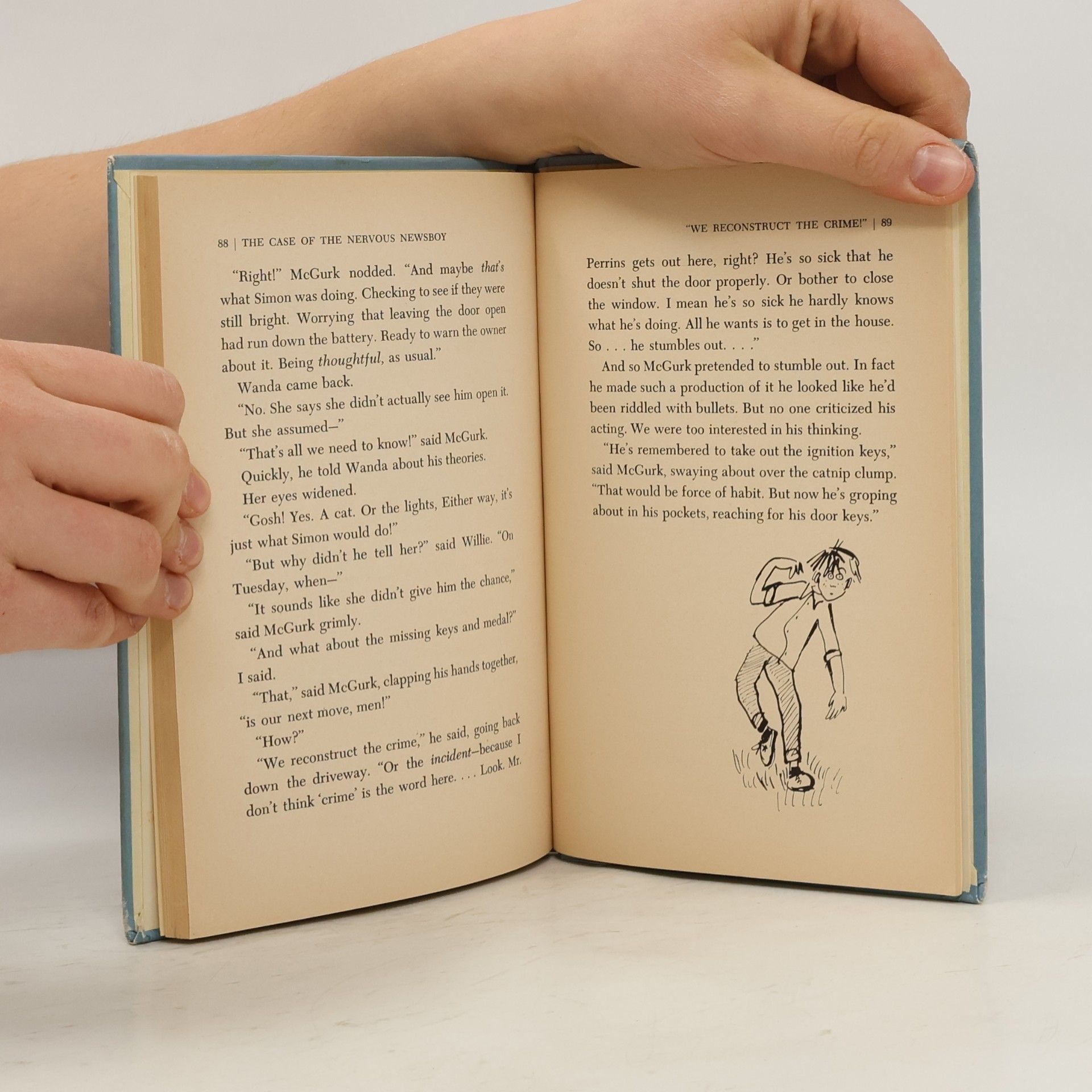 E. W. Hildick The Case of the Nervous Newsboy