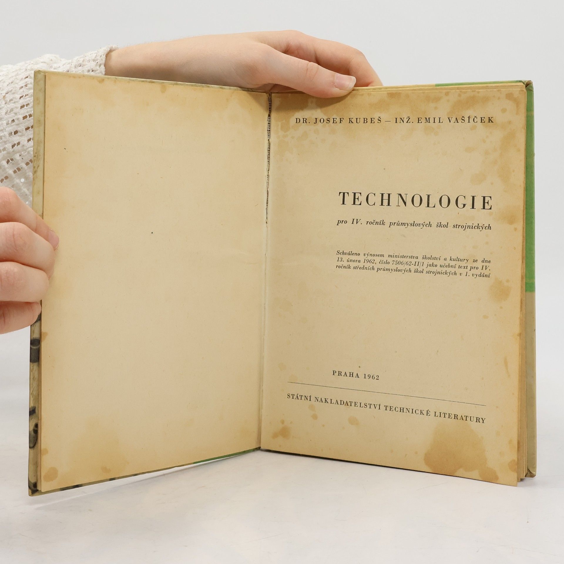 Emil Vašíček Technologie pro 4. ročník průmyslových škol strojnických : Učeb. text