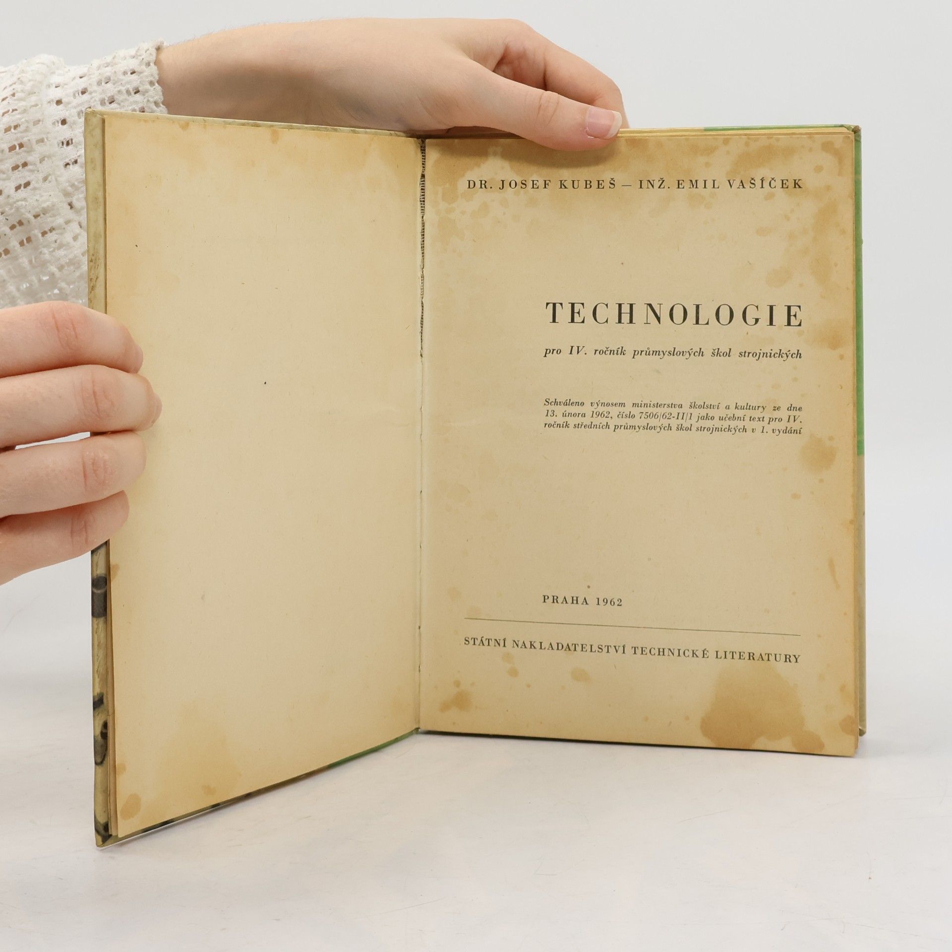 Emil Vašíček Technologie pro 4. ročník průmyslových škol strojnických : Učeb. text