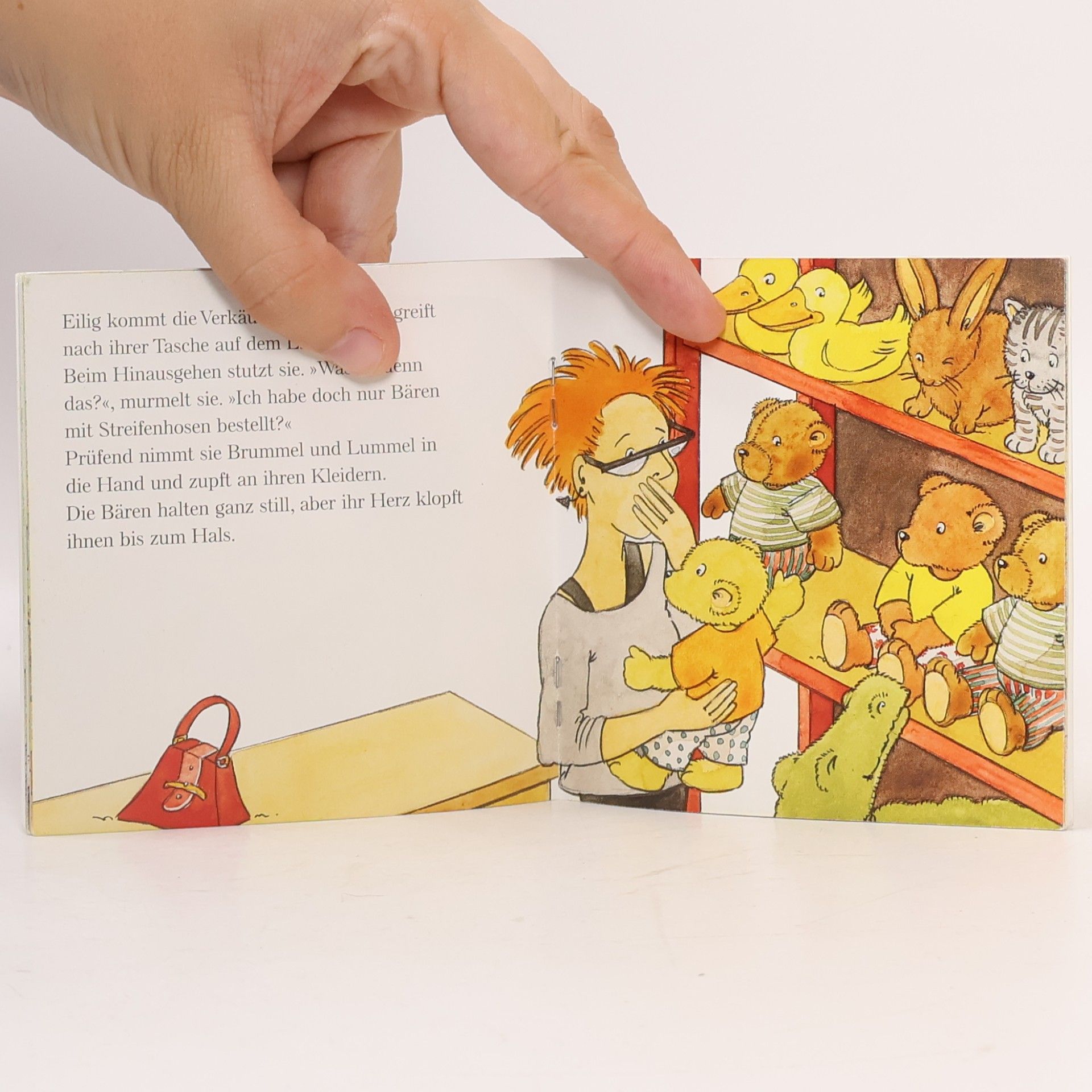 Sigrid Leberer Zwei kleine Bären im Spielzeugladen