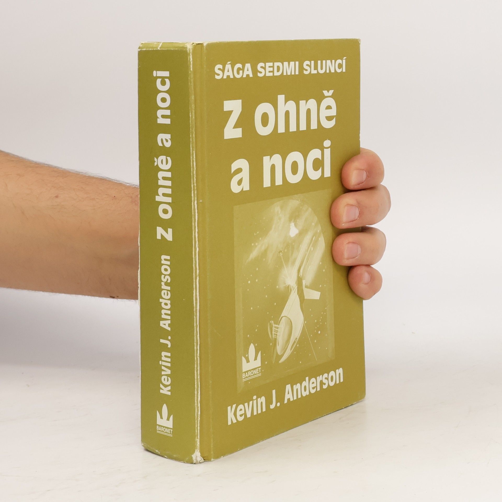 Kevin J. Anderson Z ohně a noci. Sága sedmi sluncí 5