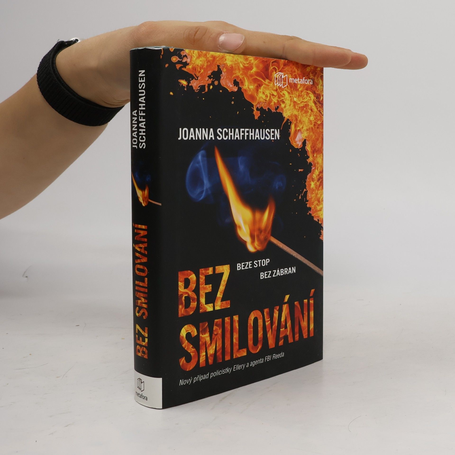 Joanna Schaffhausen Bez smilování