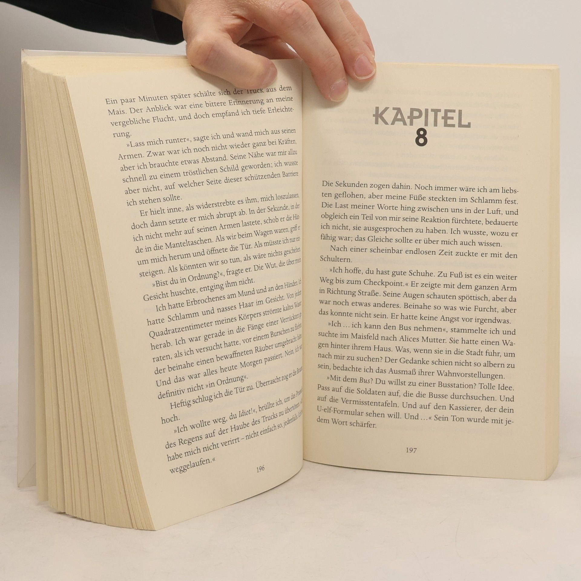 Kristen Simmons Artikel 5