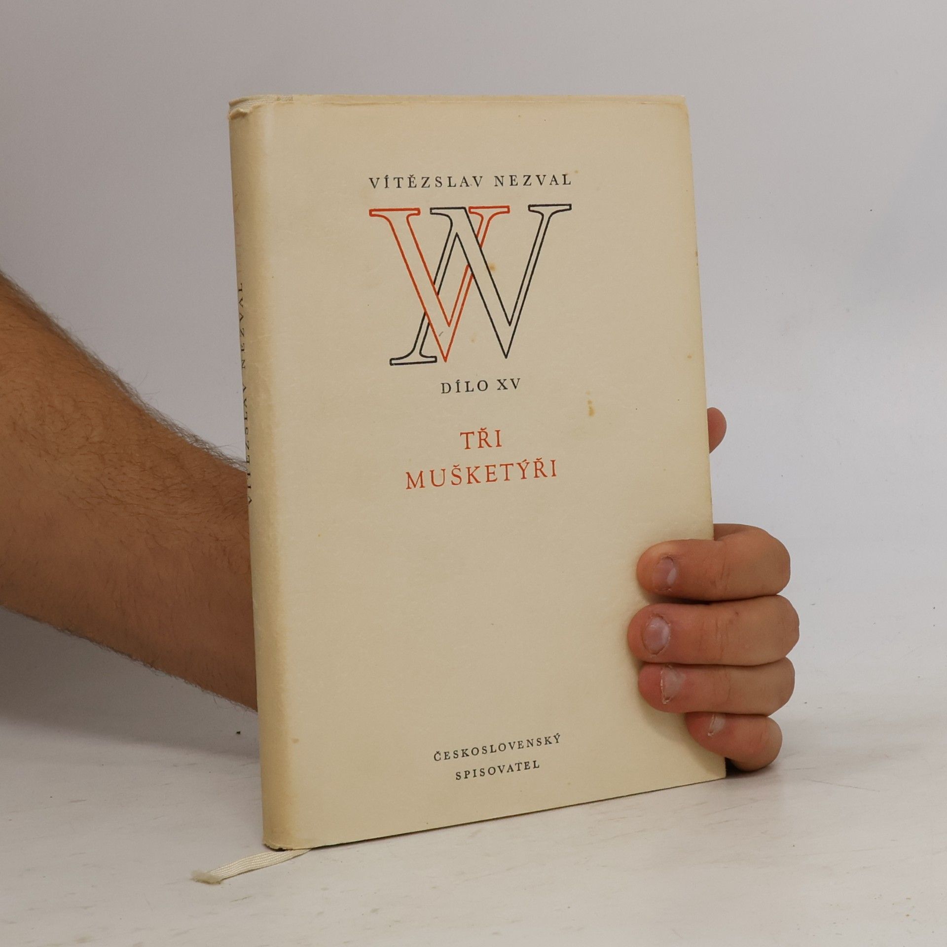 Vítězslav Nezval Tři mušketýři