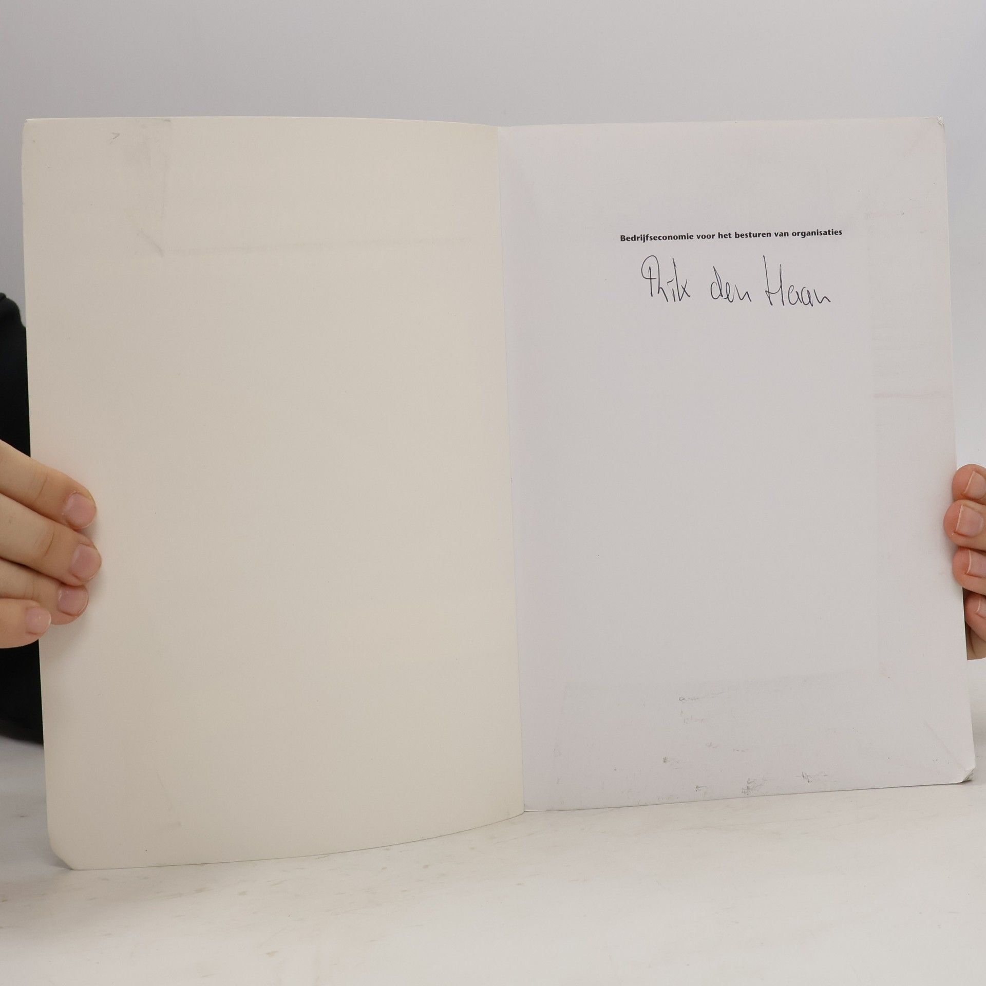 A.W.W. Heezen Bedrijfseconomie voor het besturen van organisaties