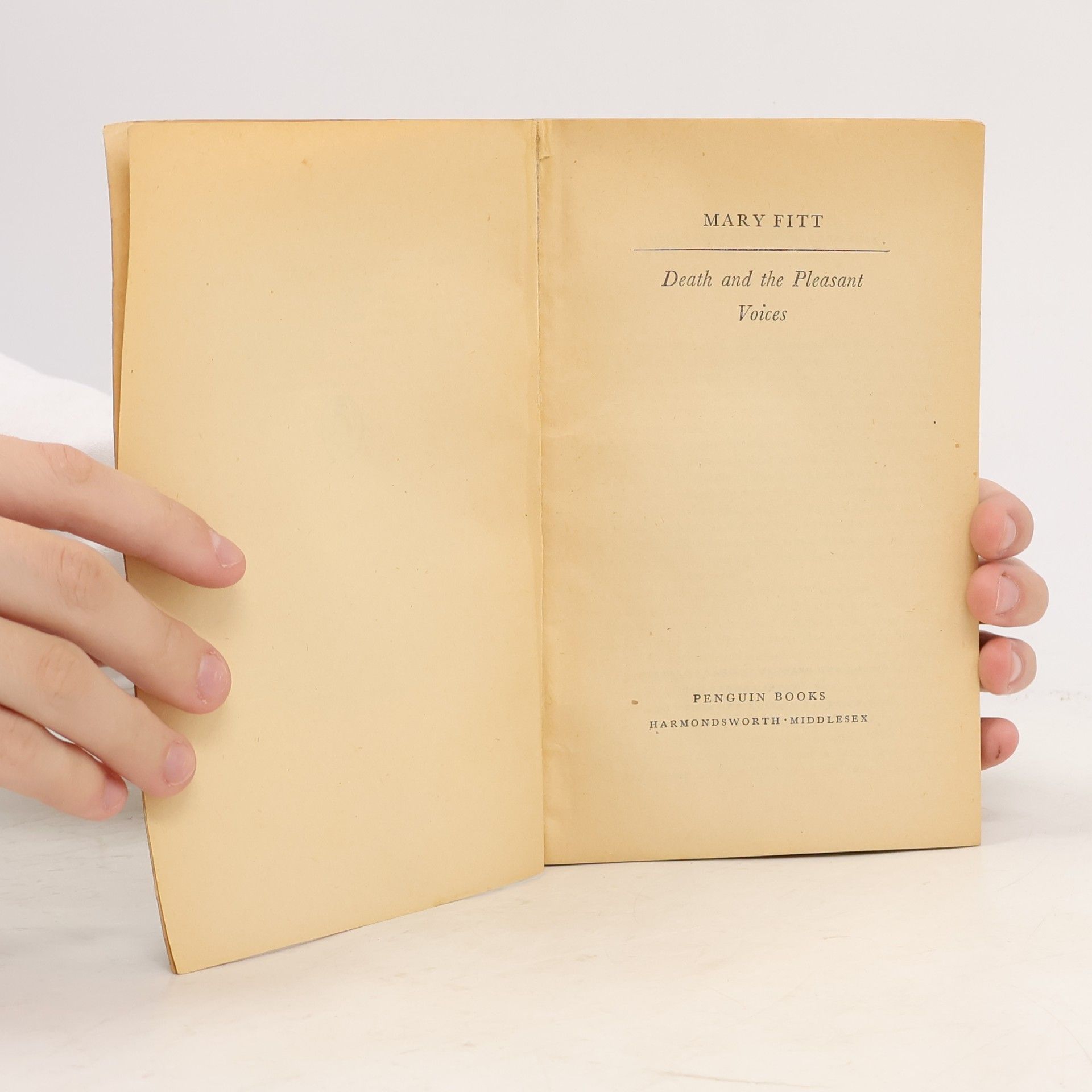 Mary Fitt Death And The Pleasant Voices