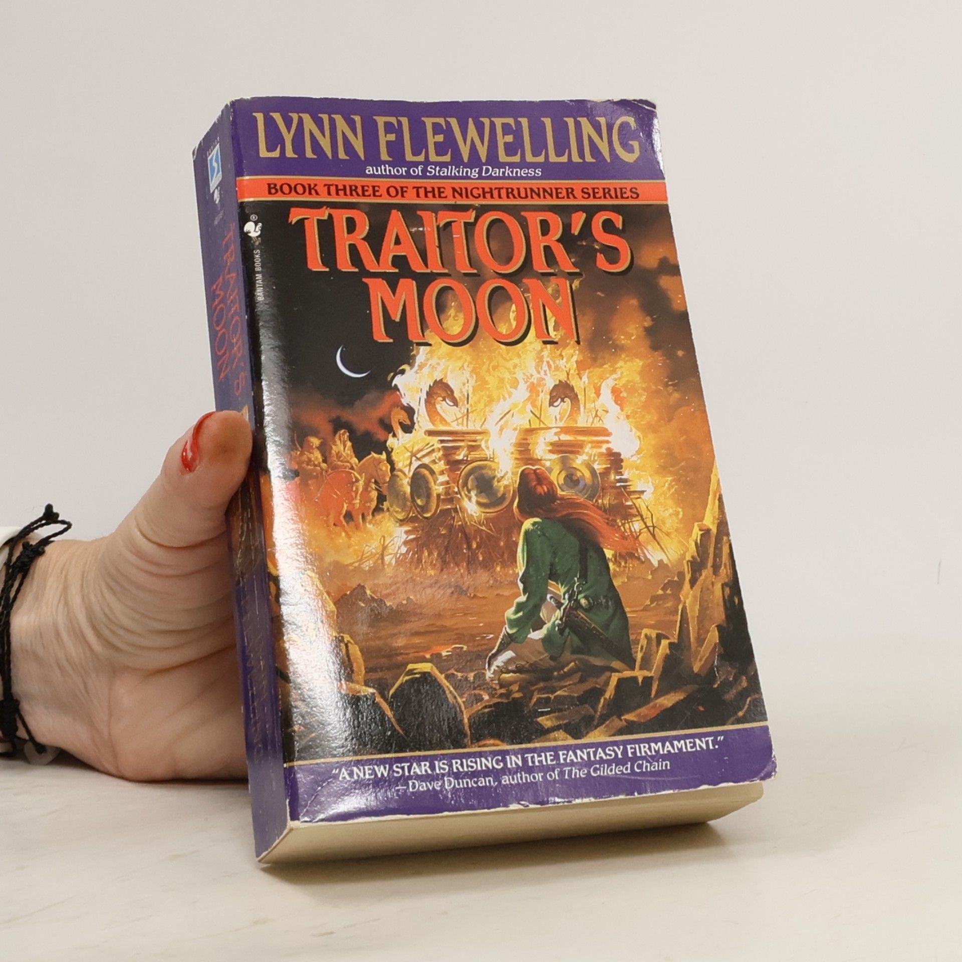 Lynn Flewelling Traitor's Moon