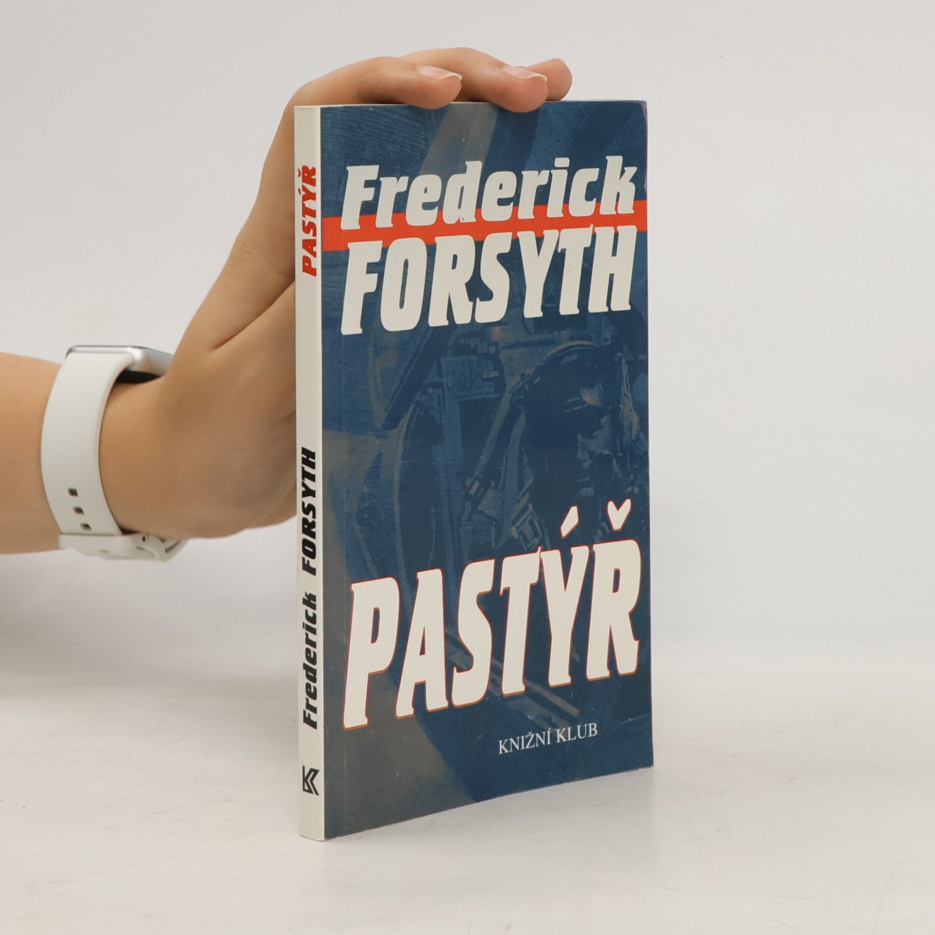 Frederick Forsyth PASTÝŘ