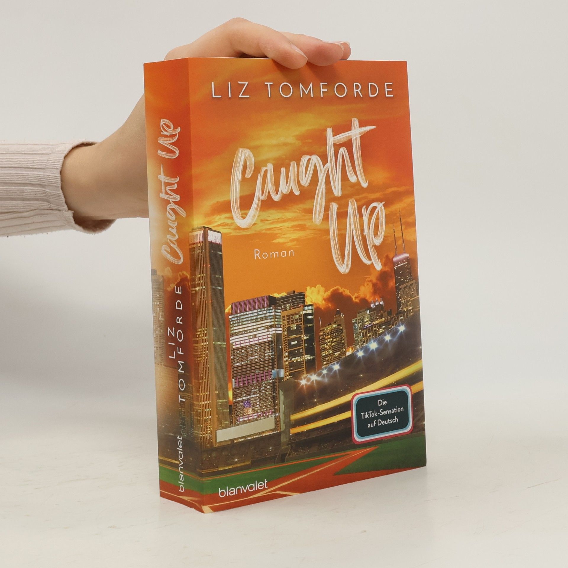 Liz Tomforde Caught up