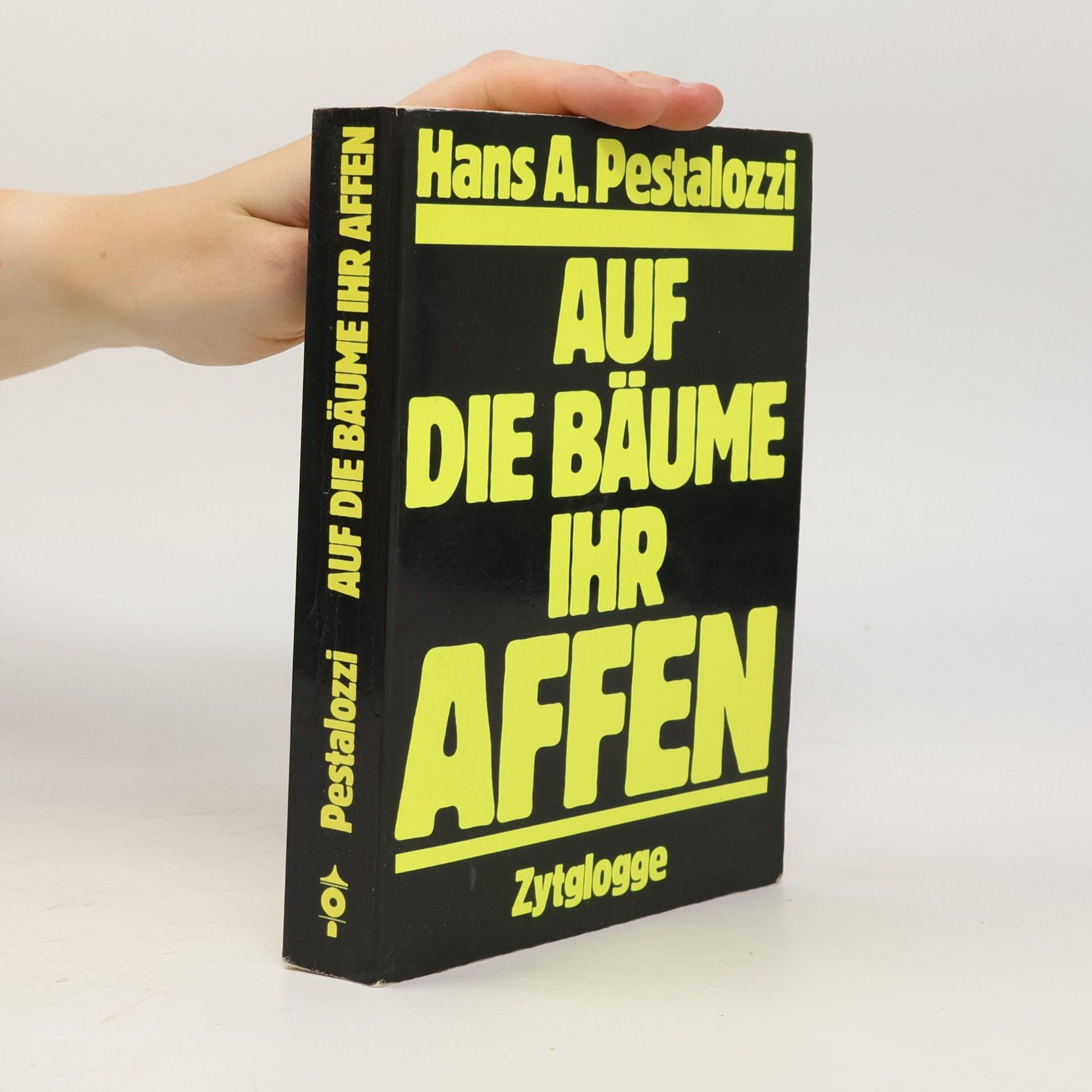 Auf die Bäume ihr Affen