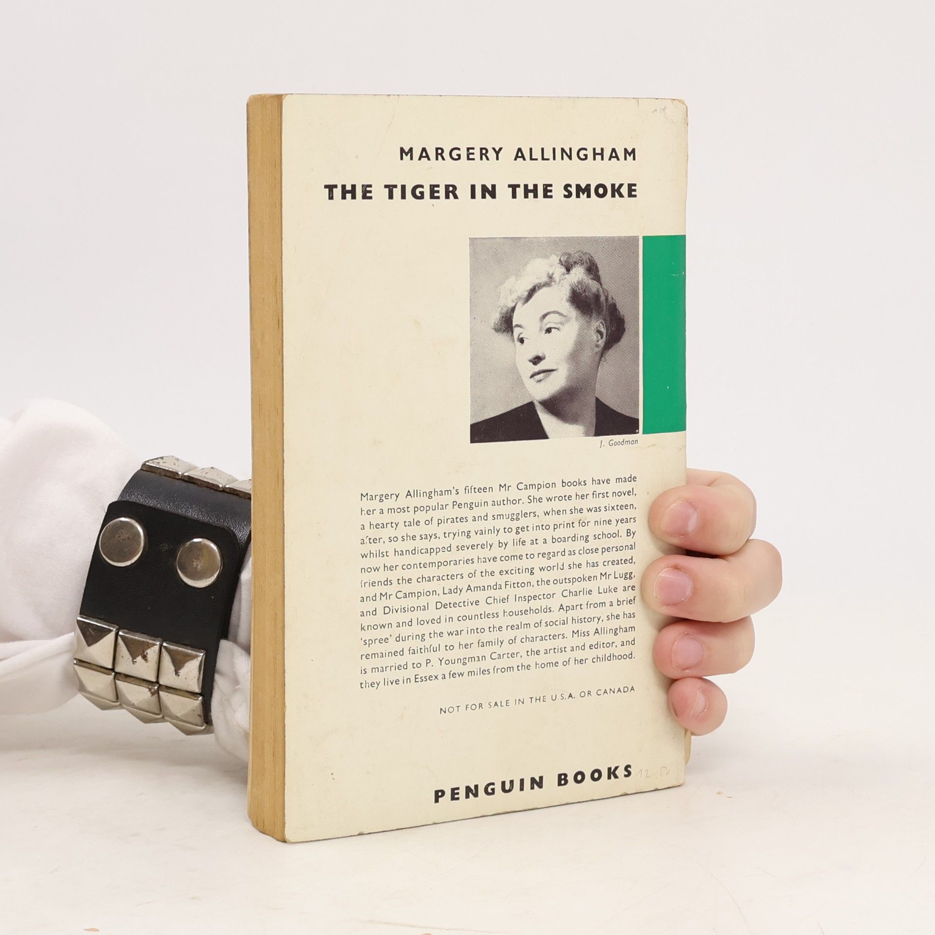 Margery Allingham The Tiger in the Smoke