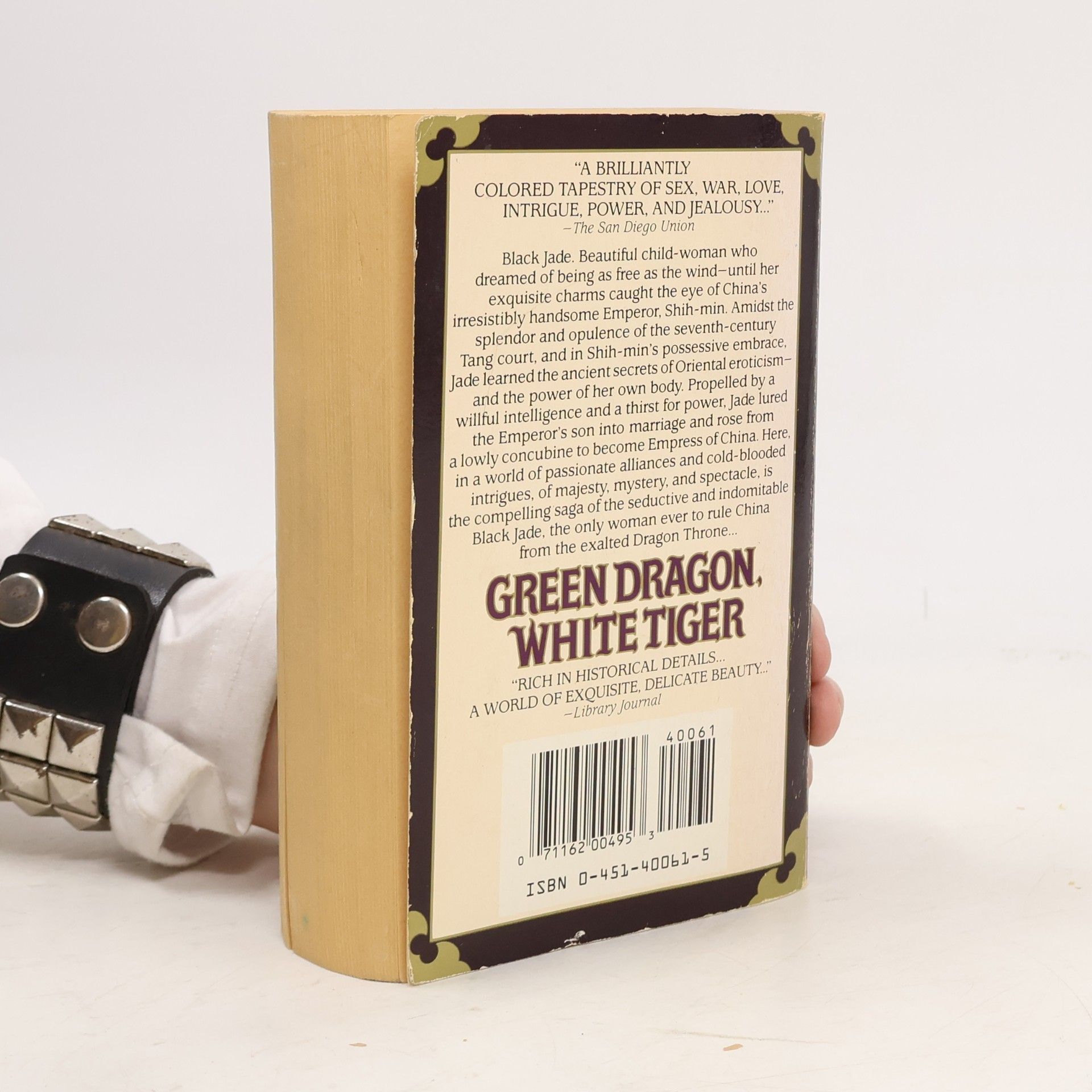 Annette Motley Green Dragon, White Tiger