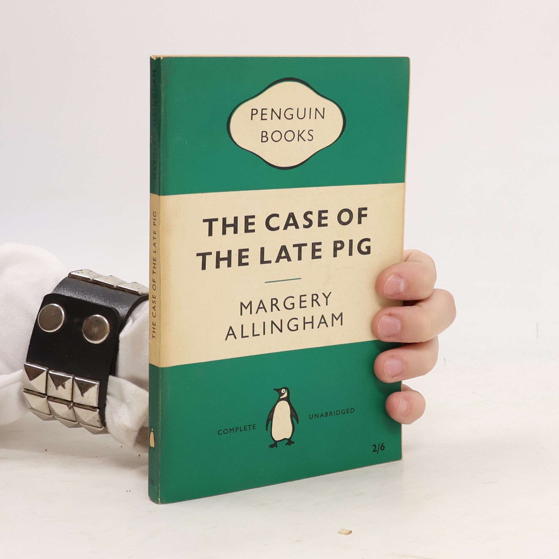 The Case of the Late Pig