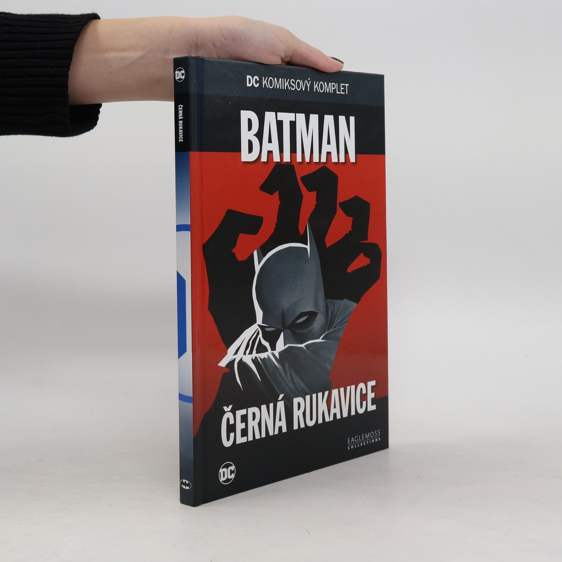kolektiv Batman. Černá rukavice