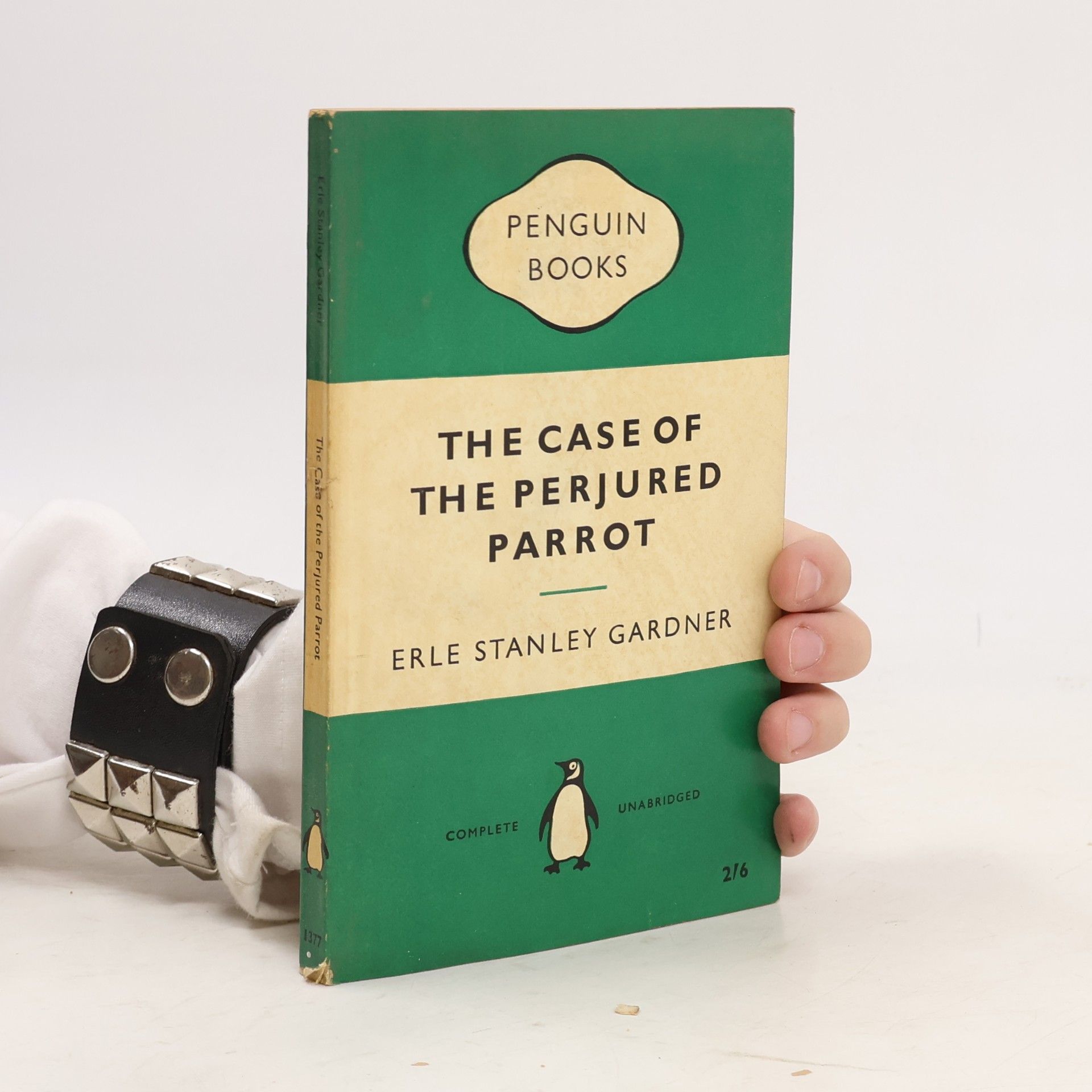 Erle Stanley Gardner The Case of the Perjured Parrot