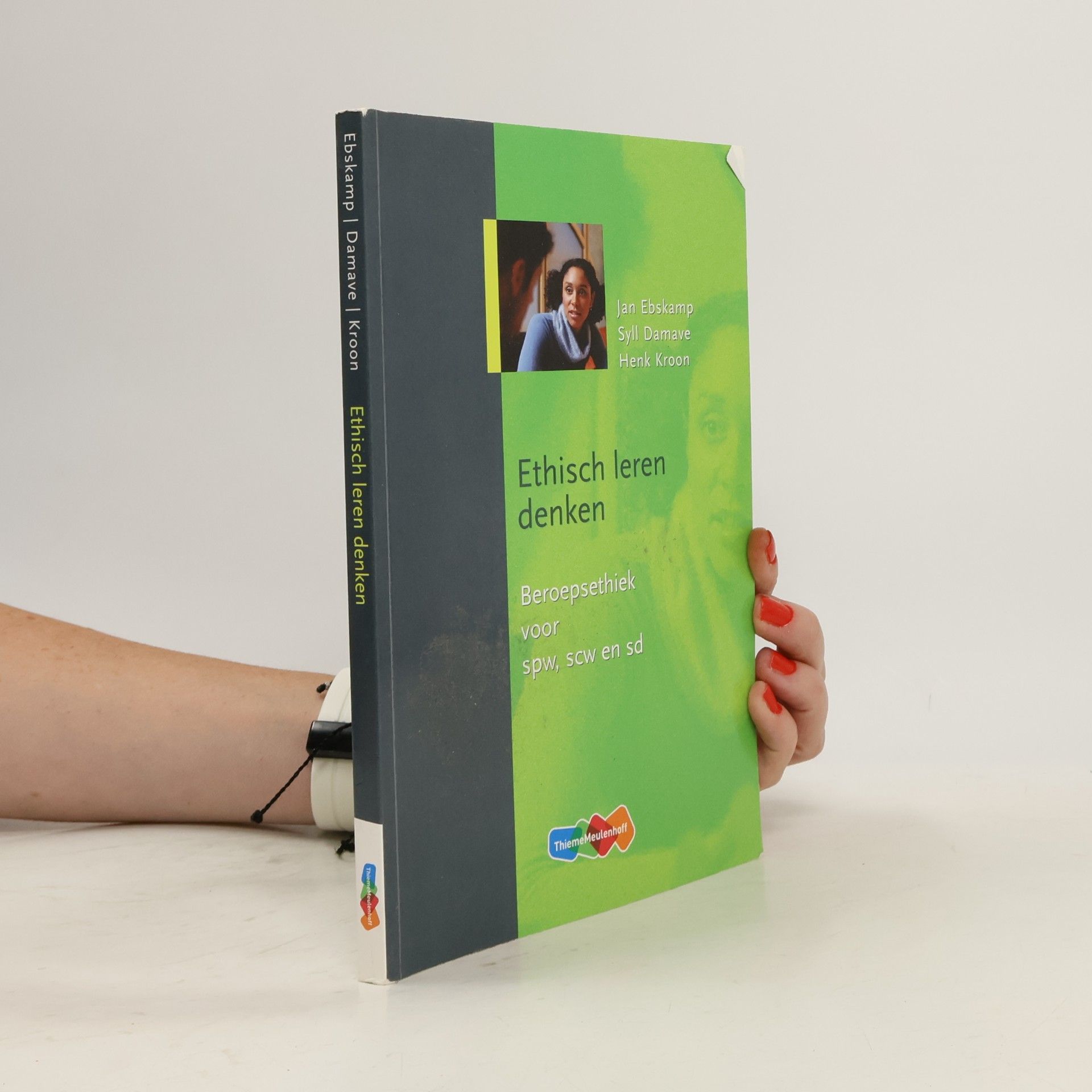 Damave, S. Ethisch leren denken: beroepsethiek voor SPW, SCW en SD