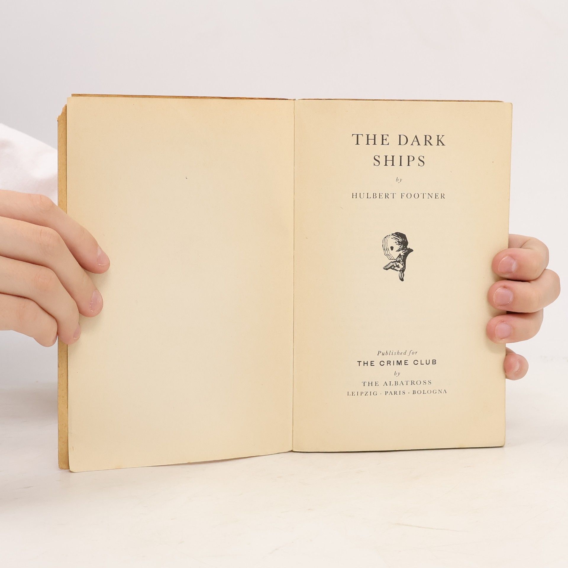 Hulbert Footner The Dark Ships