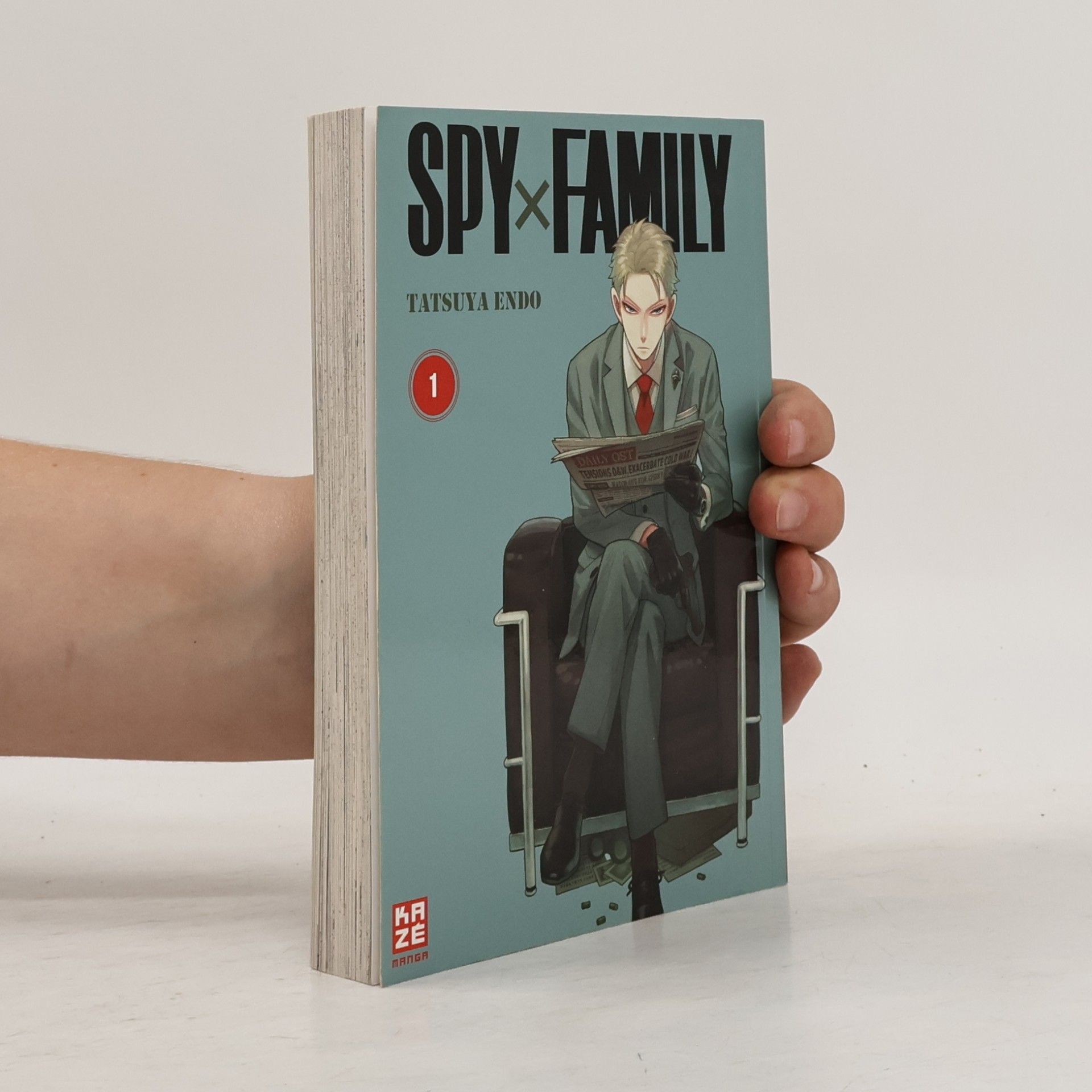 Tacuja Endó Spy x Family 1