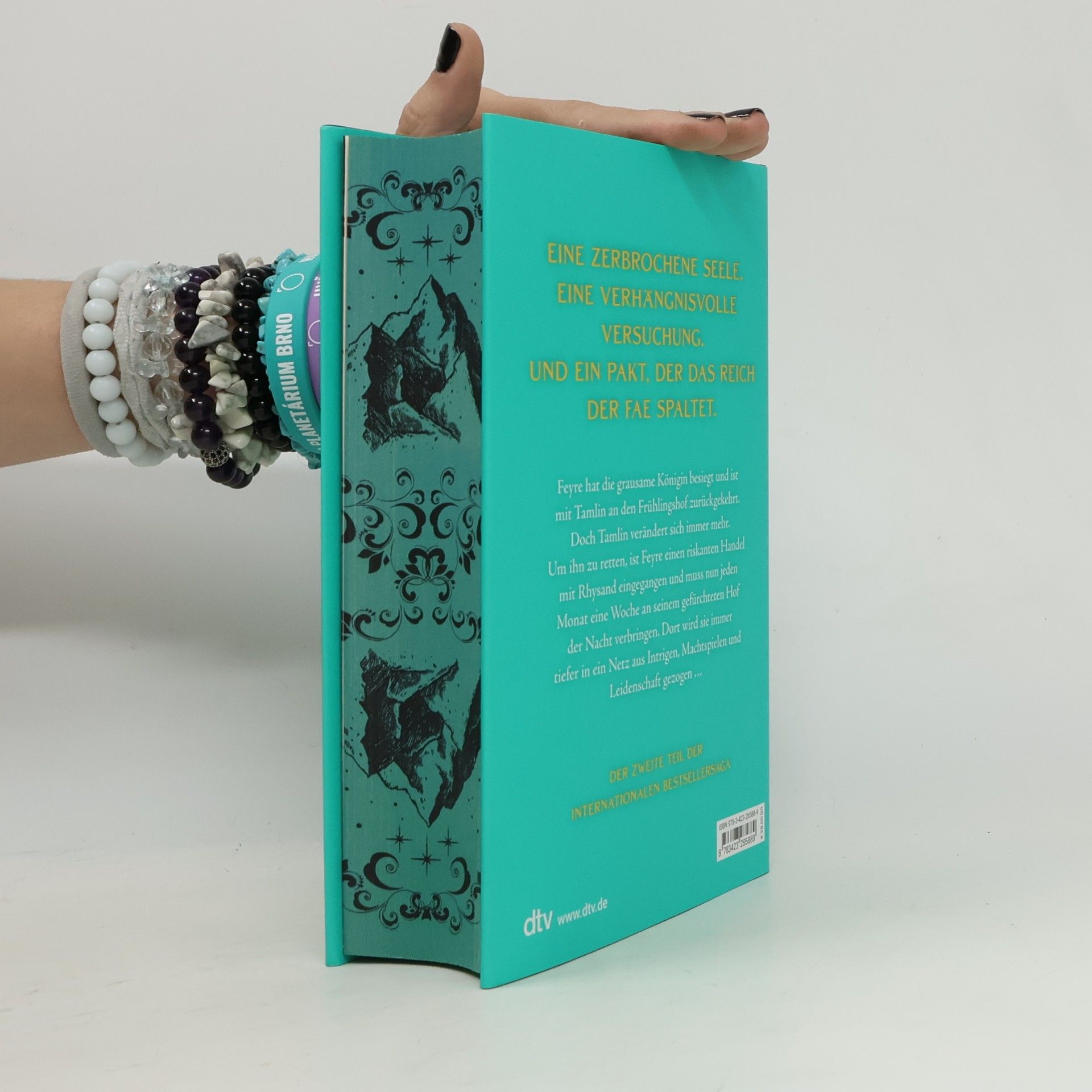 Sarah J. Maas A Court of Mist and Fury