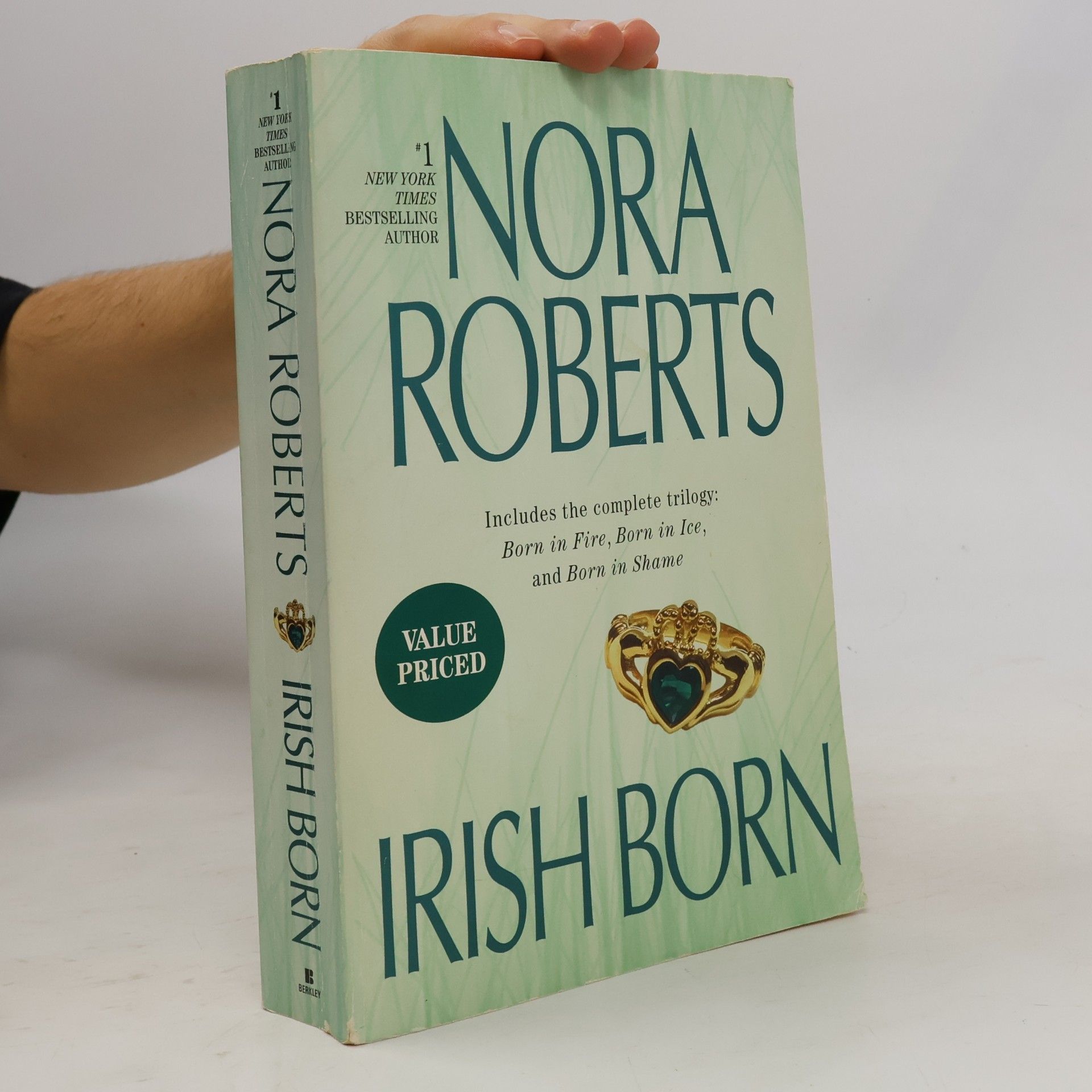 Nora Roberts Irish Born Trilogy: Irish Born