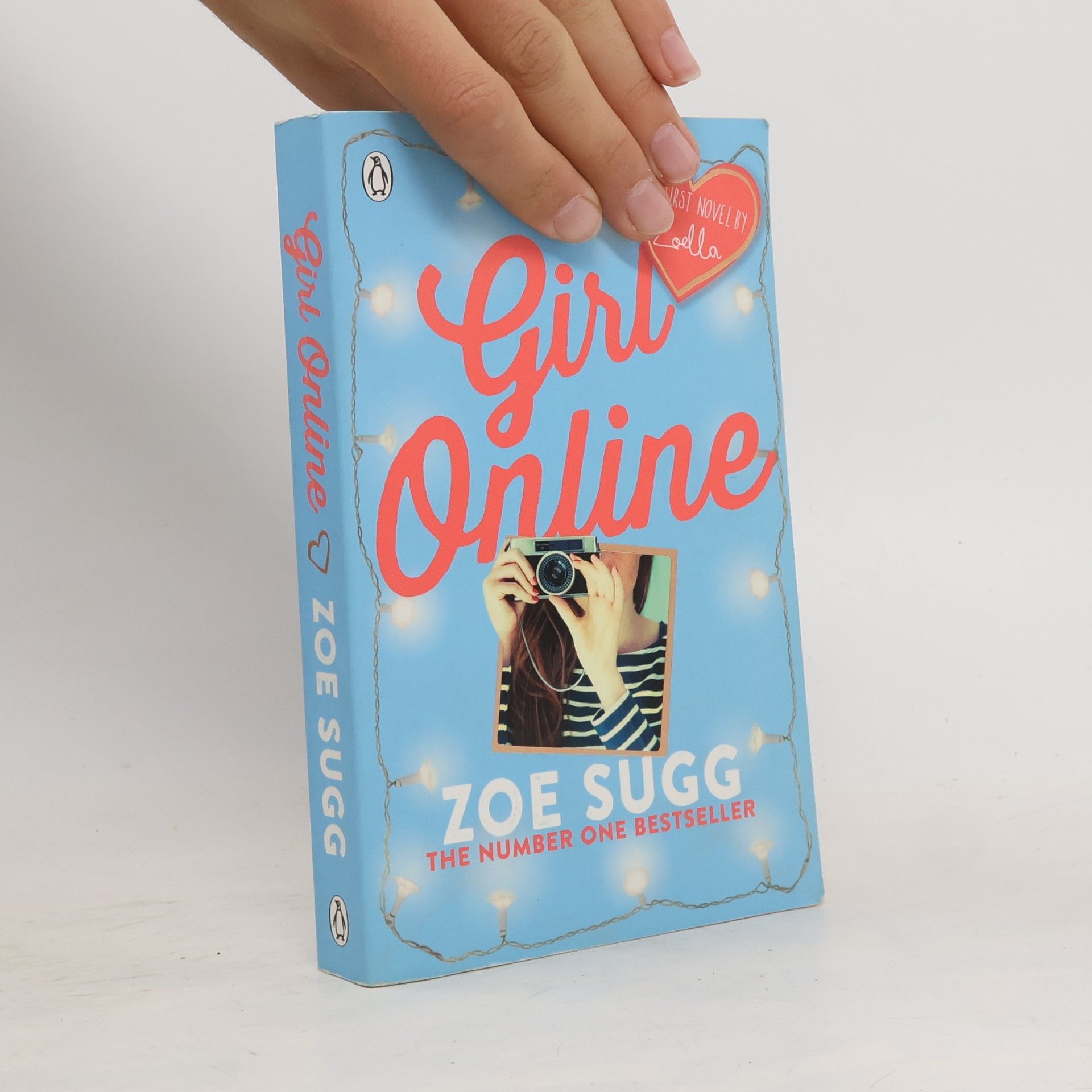 Zoe Sugg Girl online