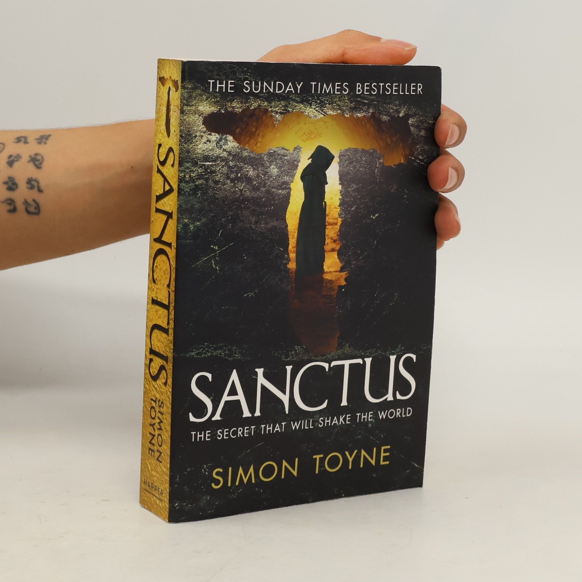 Simon Toyne Sanctus
