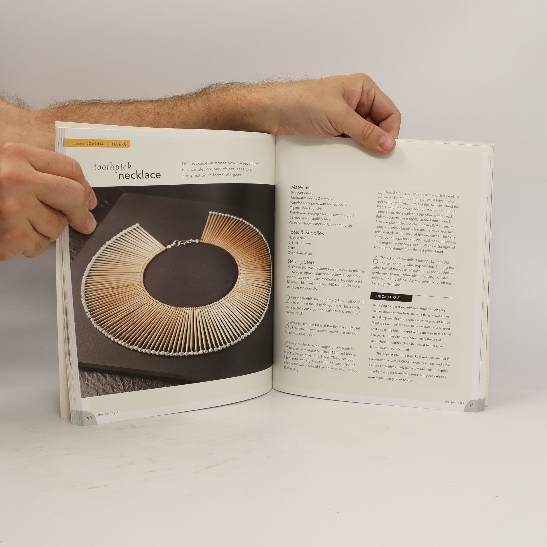 Marthe Le Van Lark Jewelry Book: Fabulous Jewelry from Found Objects