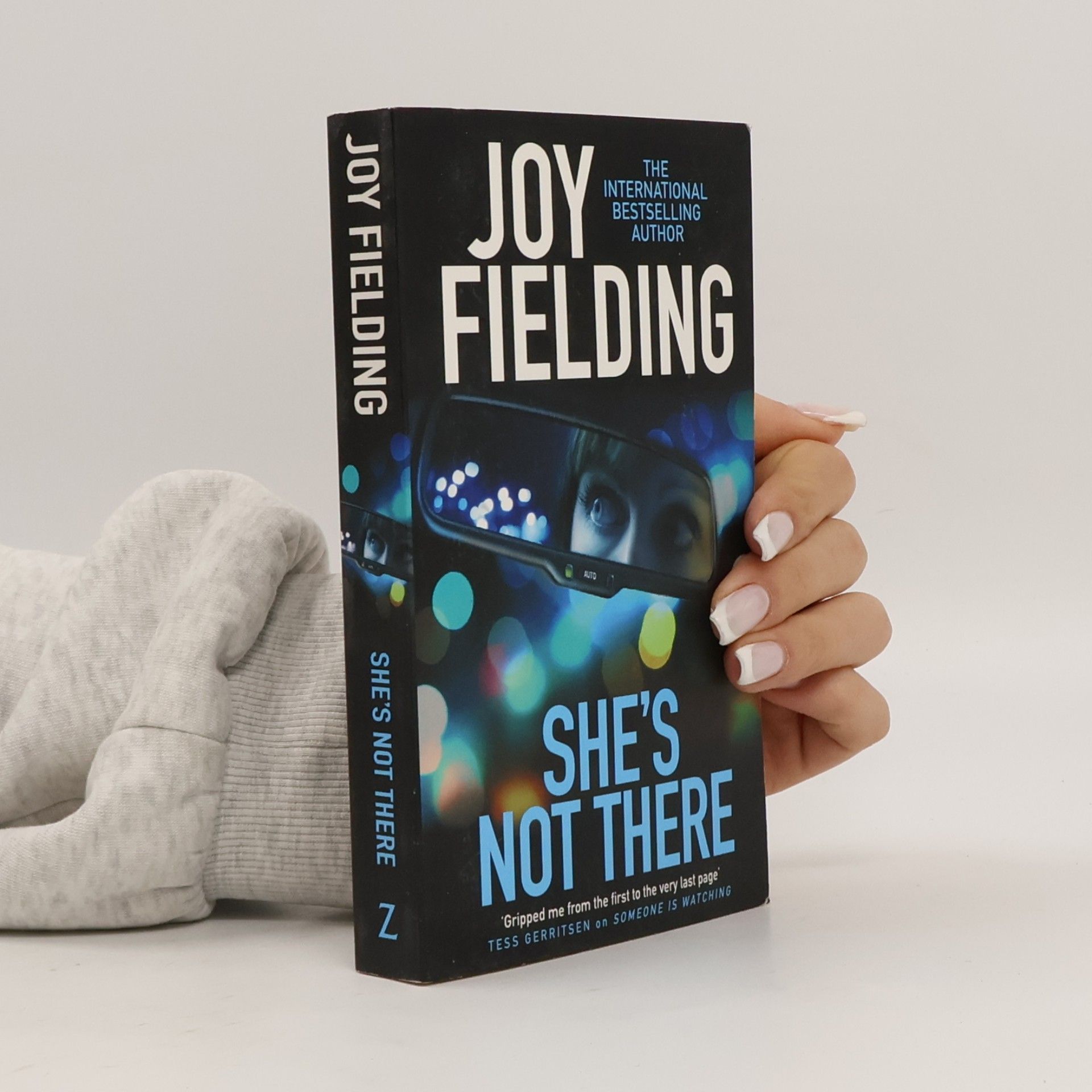 Joy Fielding She's Not There