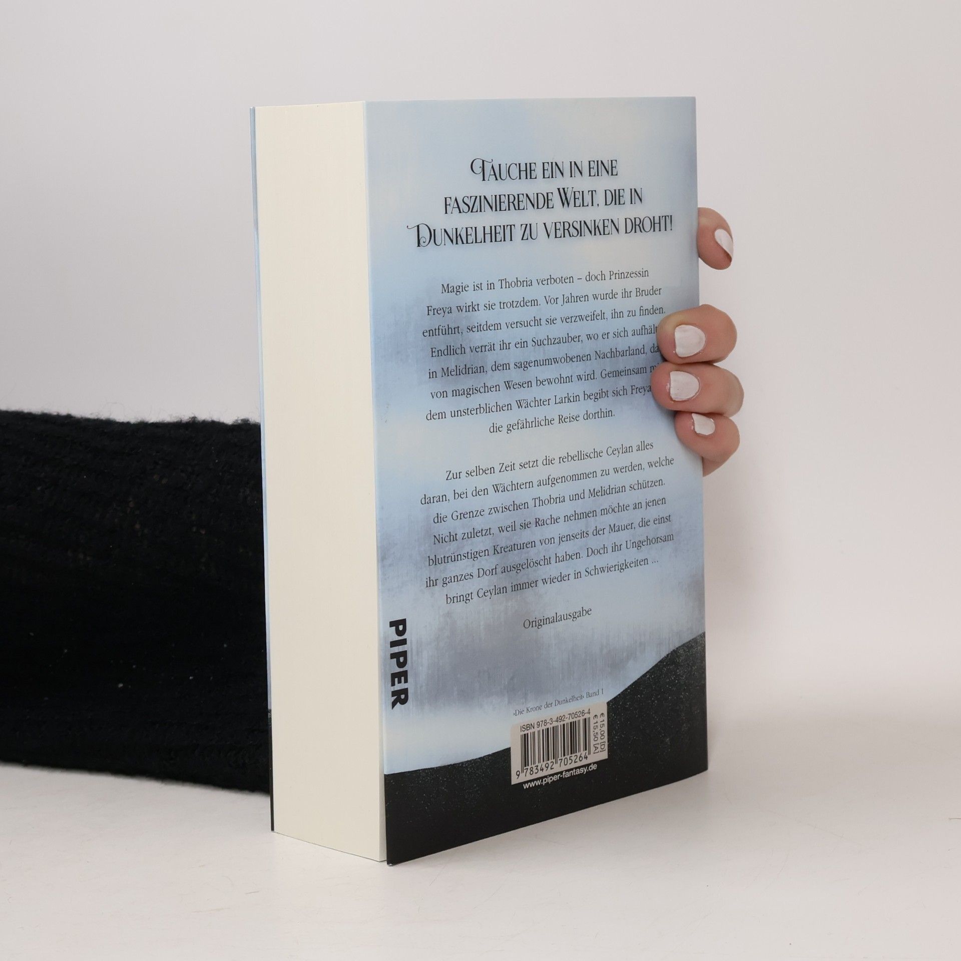 Laura Kneidl Die Krone der Dunkelheit