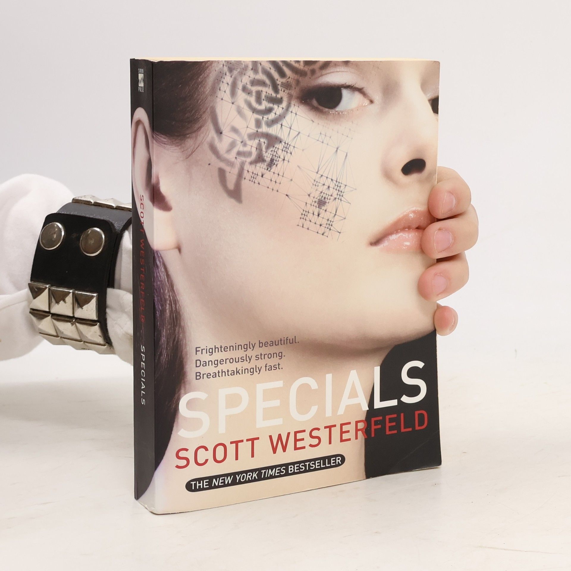 Scott Westerfeld Specials