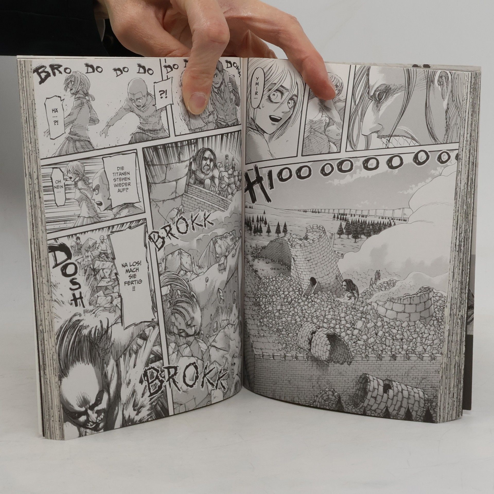 Hajime Isayama Attack on Titan 10