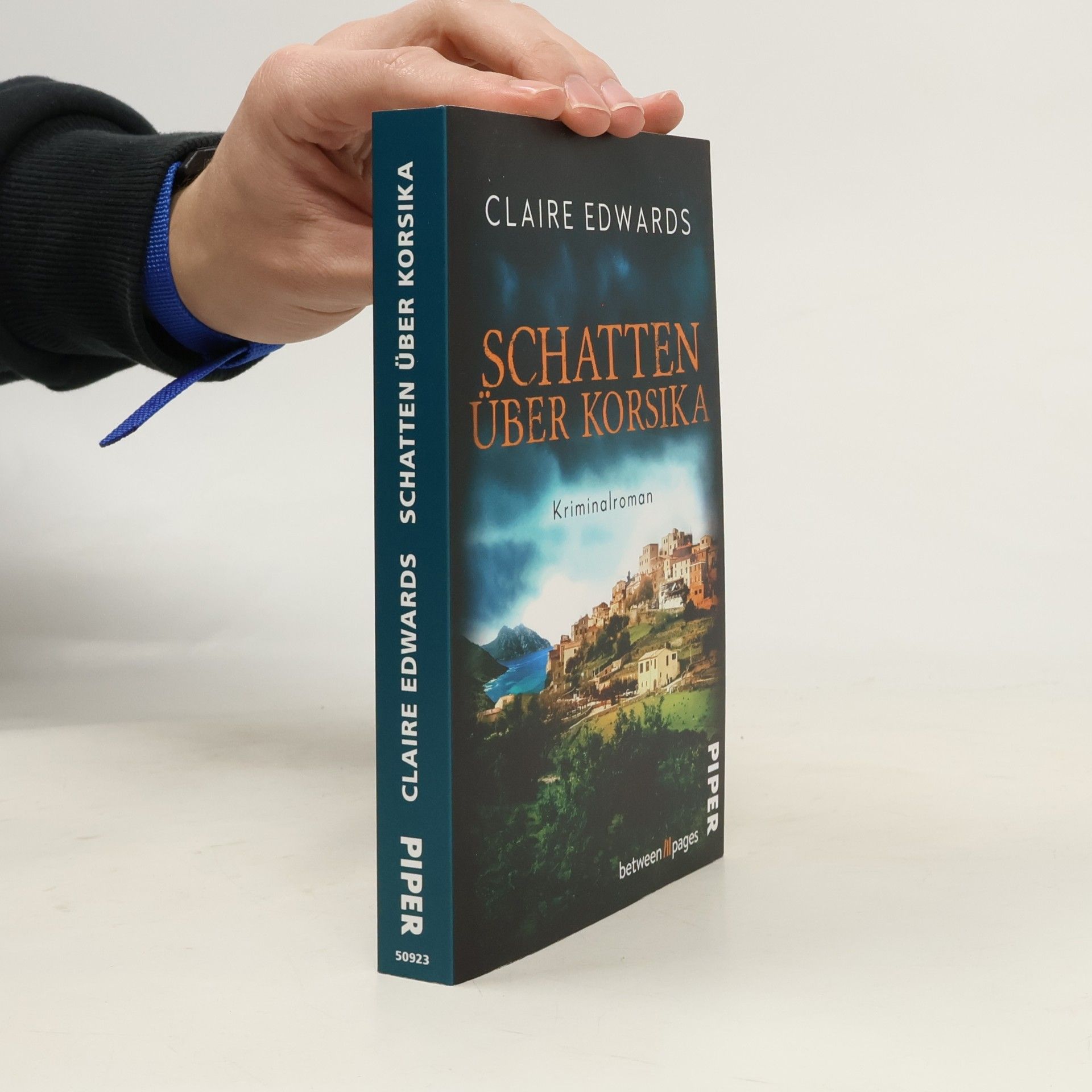 Claire Edwards Schatten über Korsika