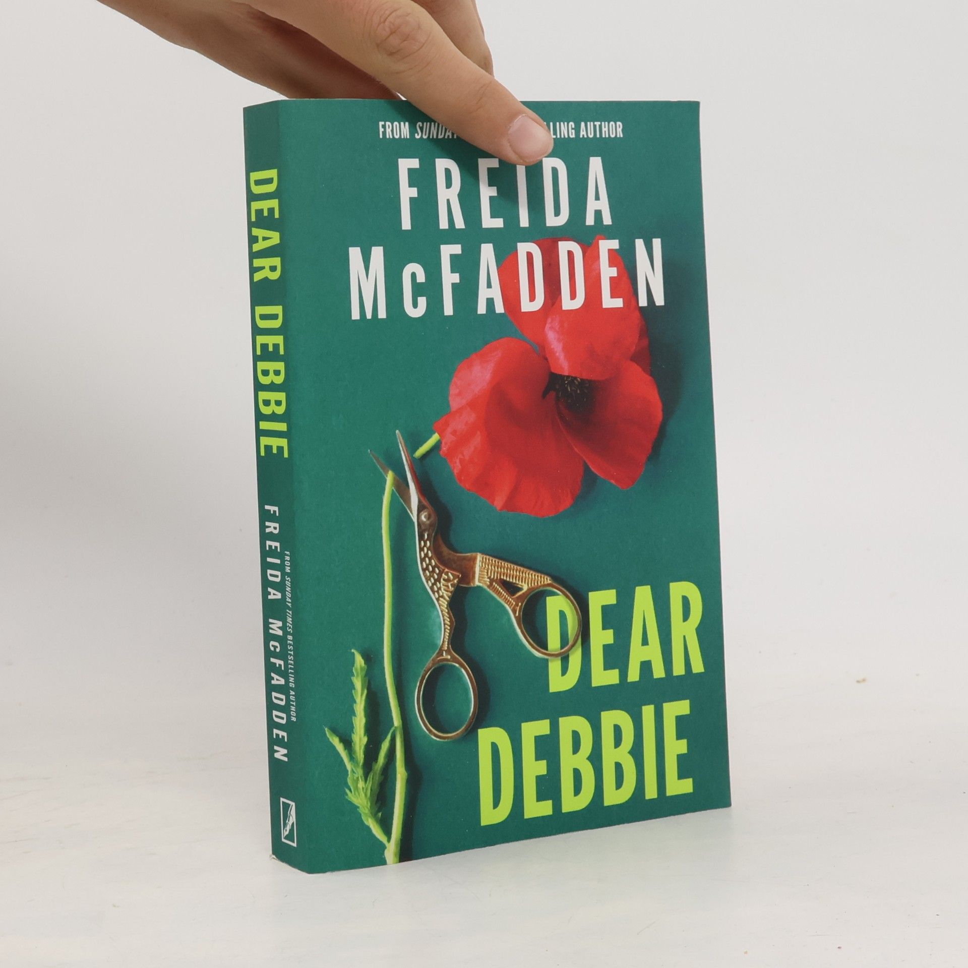 Freida McFadden Dear Debbie