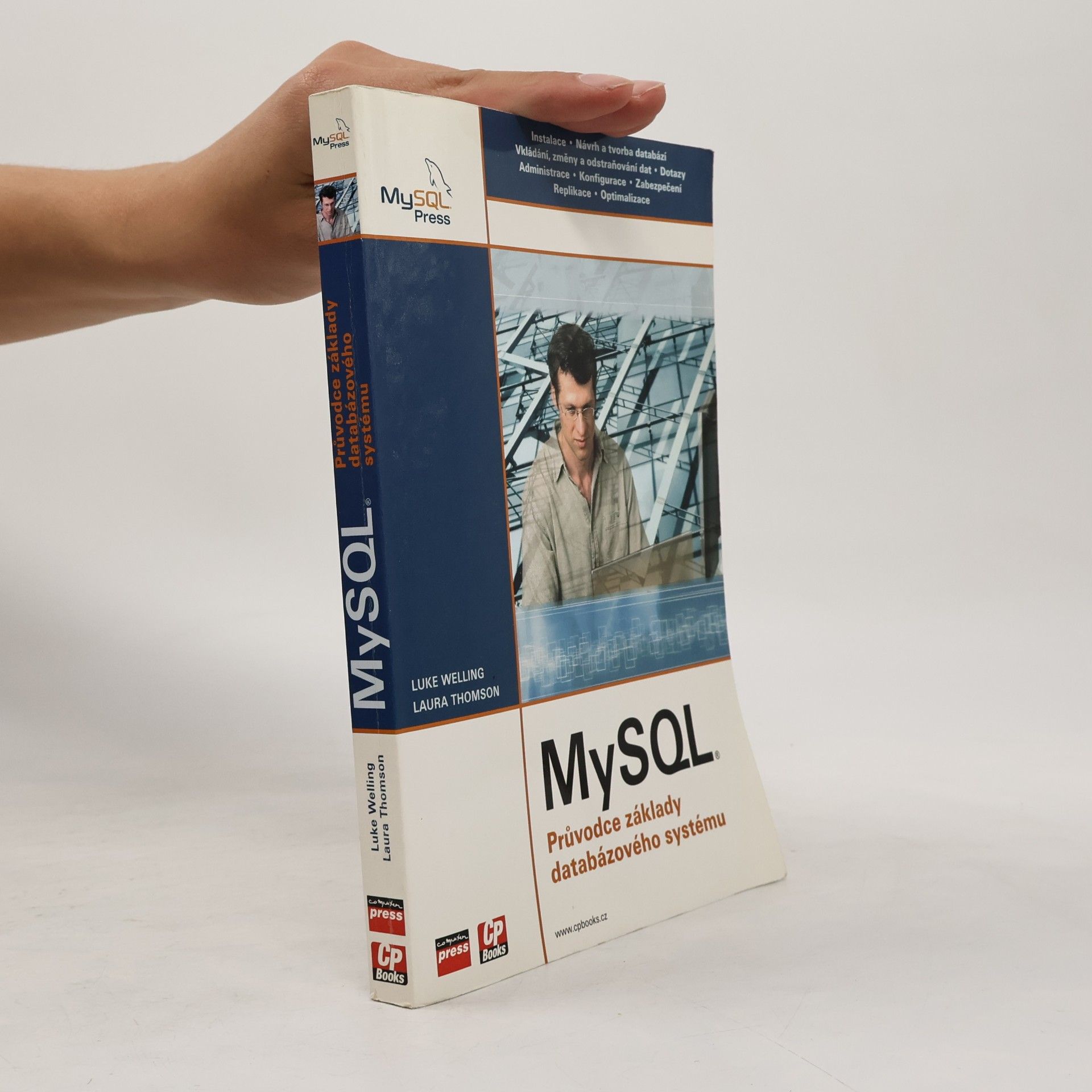 MySQL: Průvodce základy databázového systému