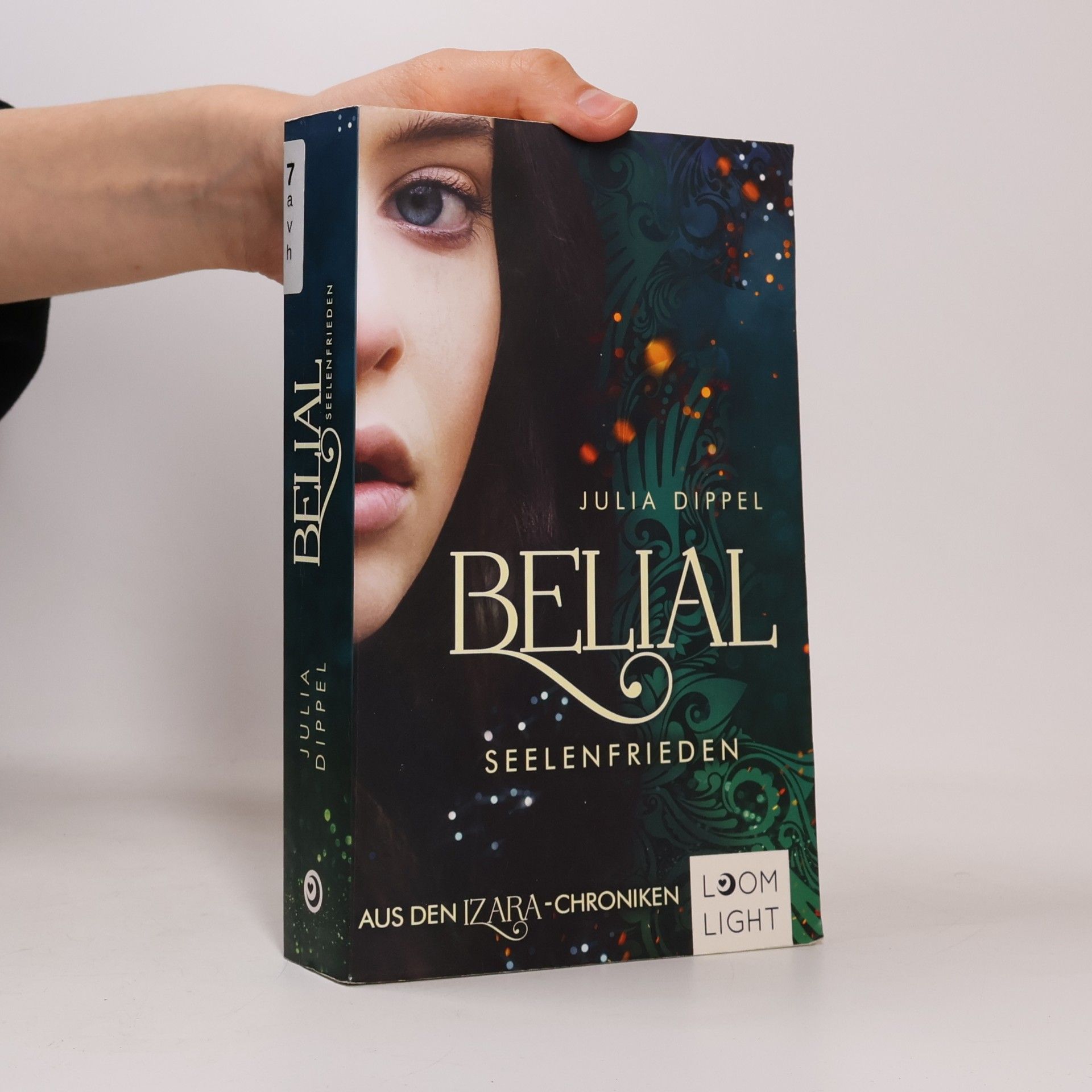 Julia Dippel Izara 6: Belial