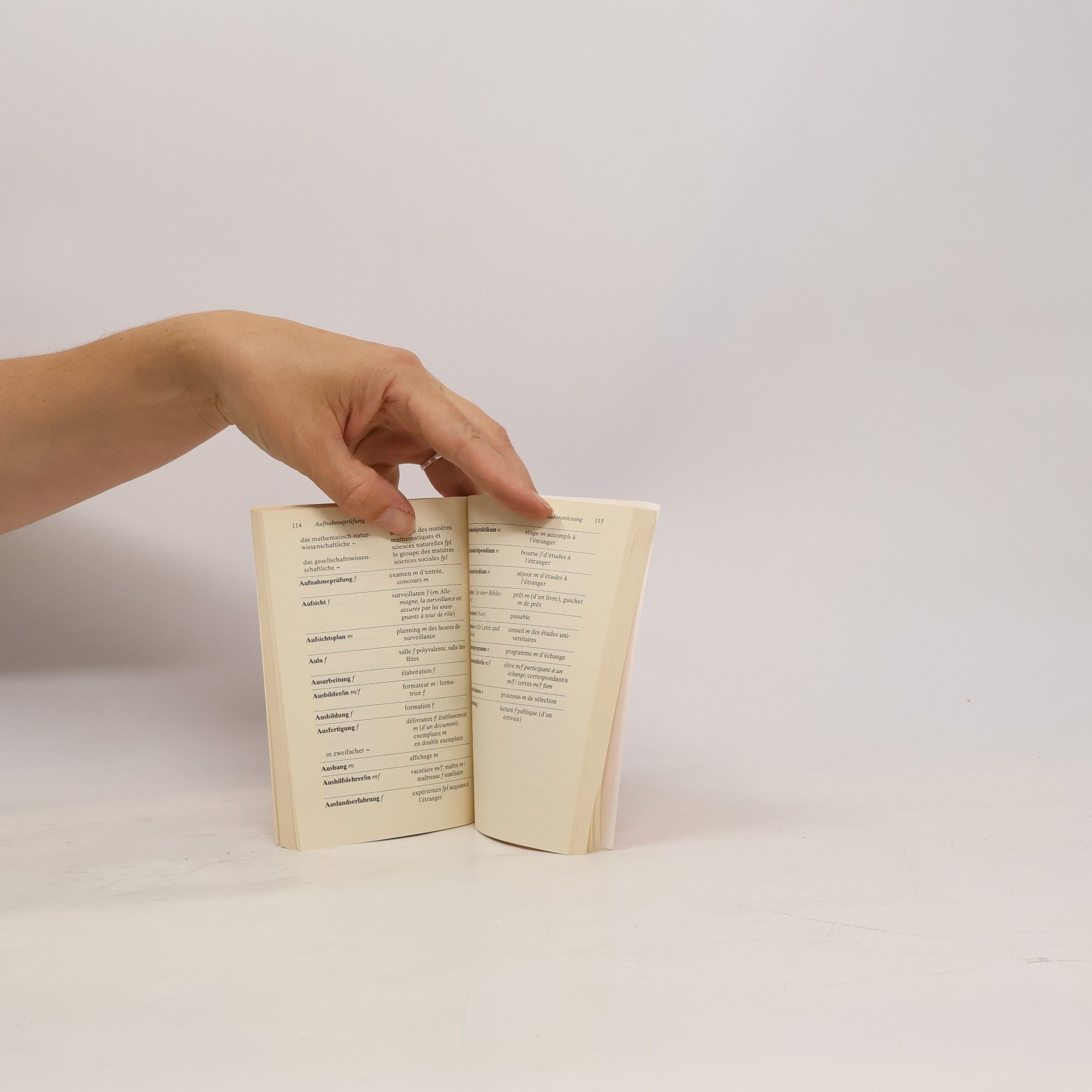 Edwige Schlapbach Petit dictionnaire de la vie scolaire et universitaire