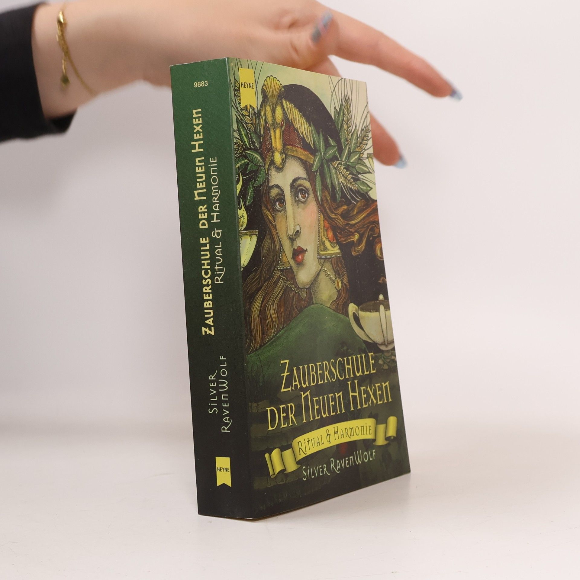 Silver RavenWolf Zauberschule der neuen Hexen
