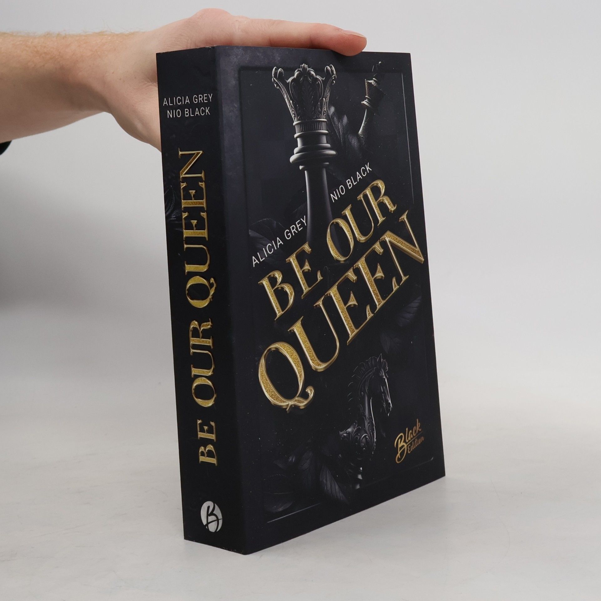 Alicia Grey Be Our Queen