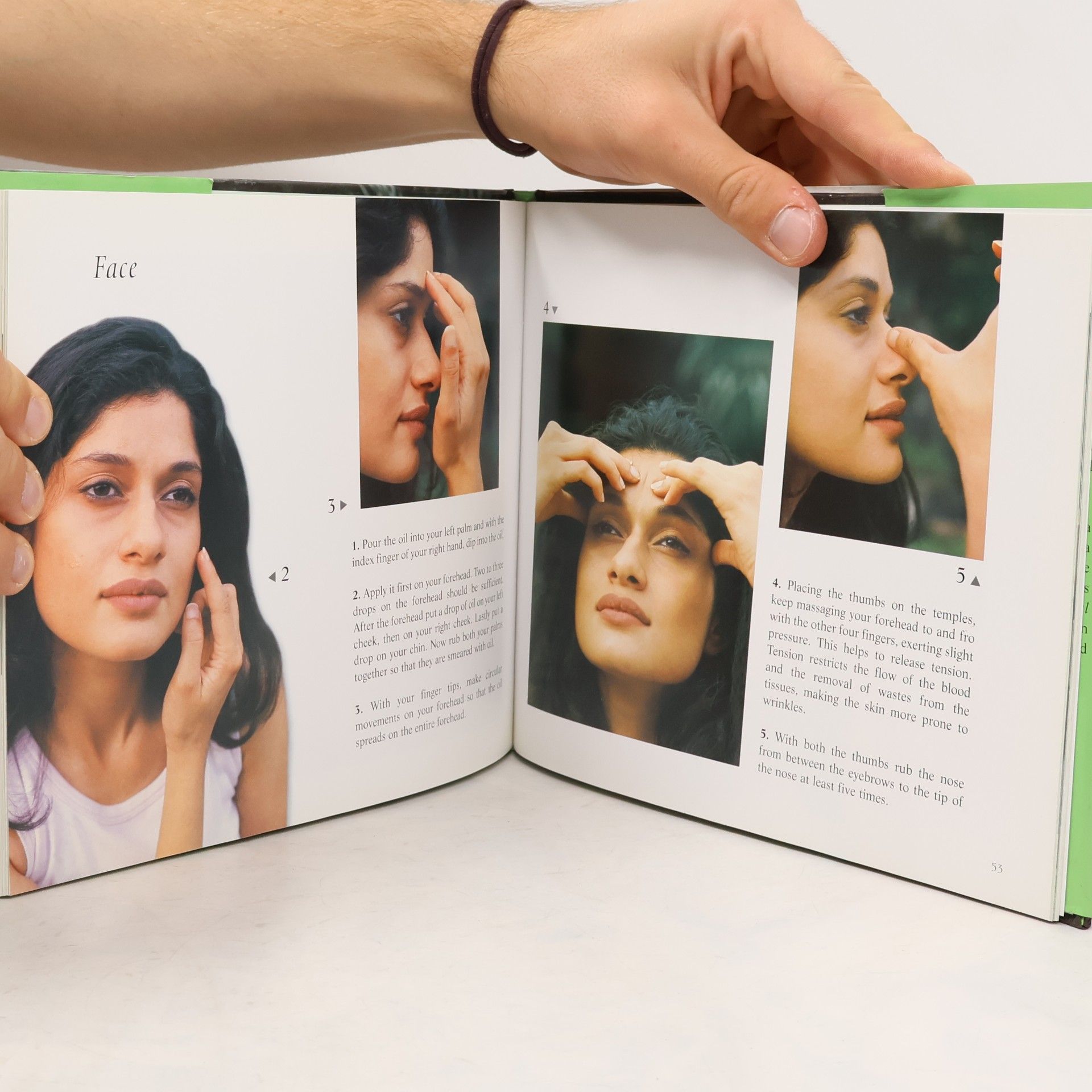 Autorenkollektiv Ayurvedic Herbal Massage