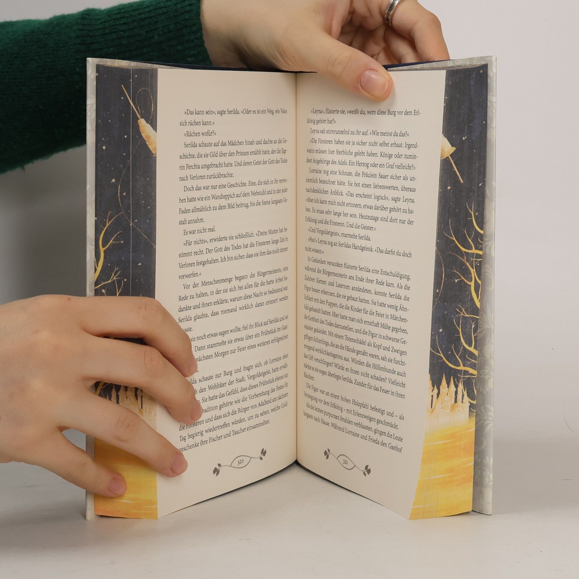 Marissa Meyer Gilded