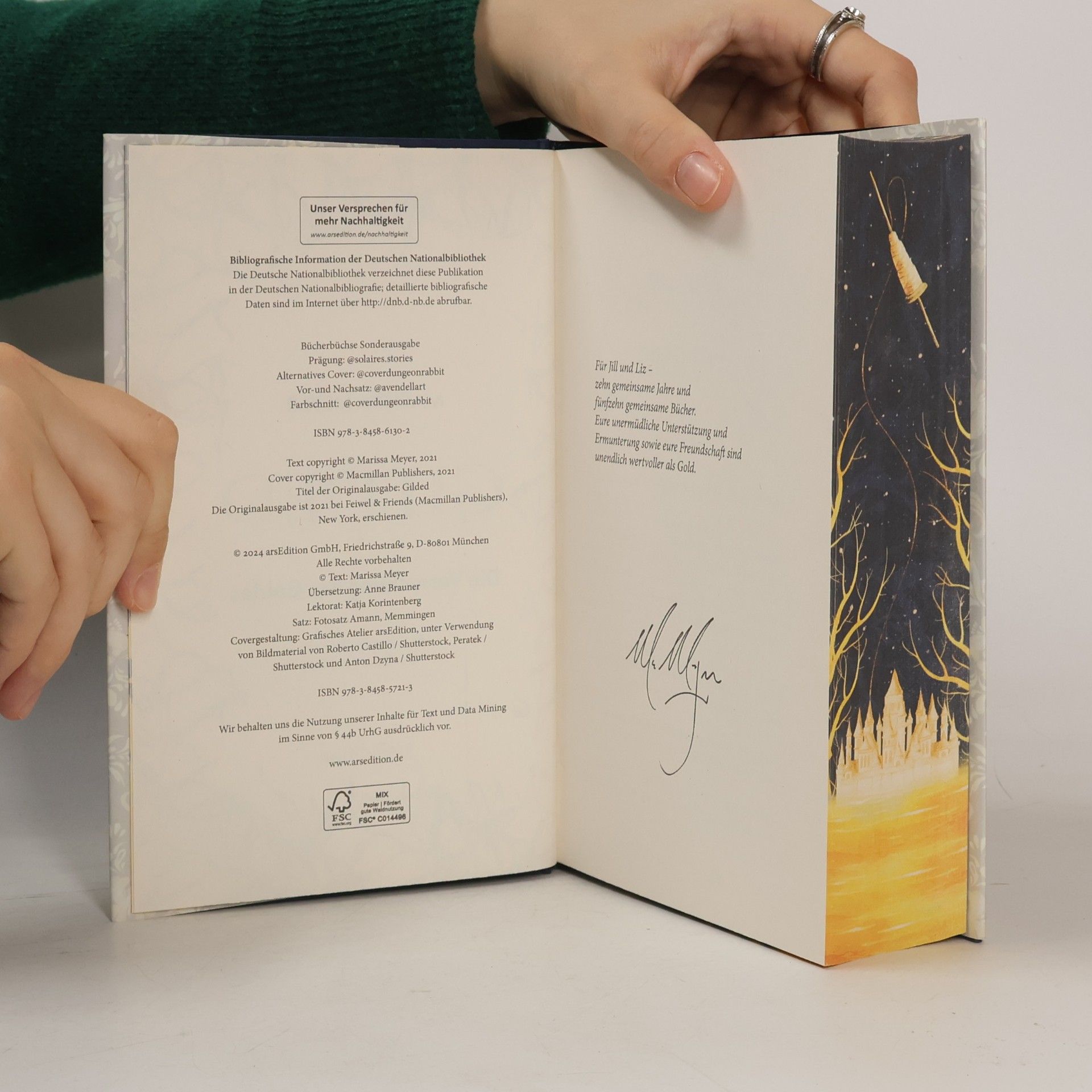 Marissa Meyer Gilded
