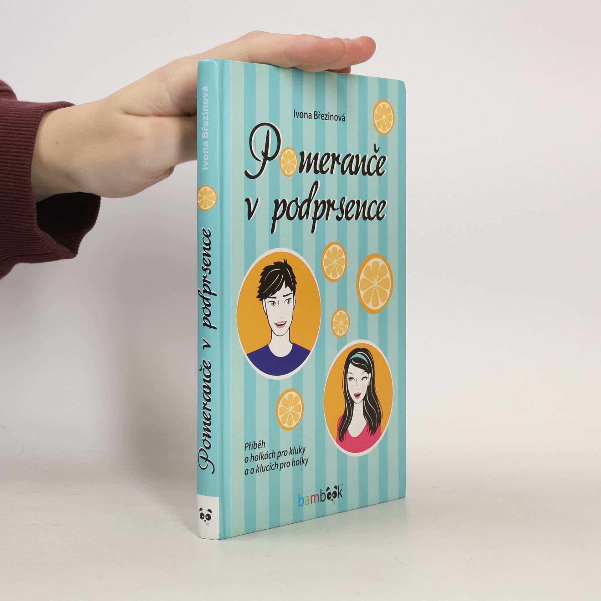 Pomeranče v podprsence