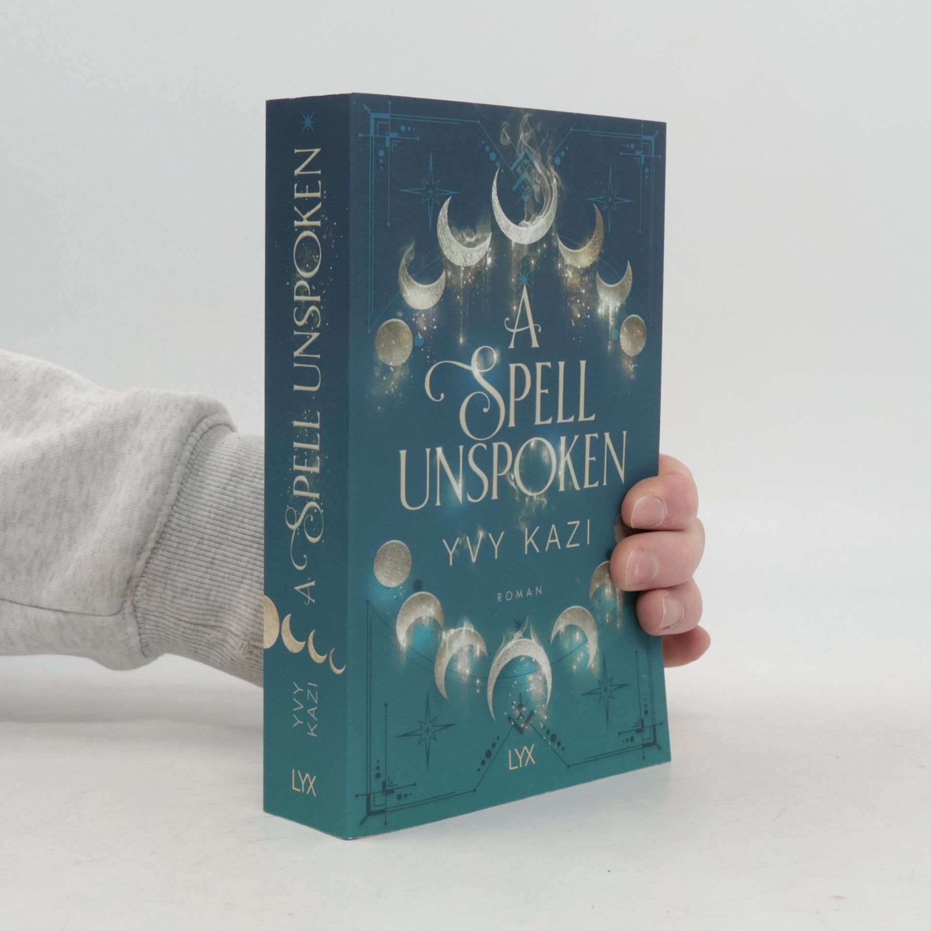 Yvy Kazi A Spell Unspoken