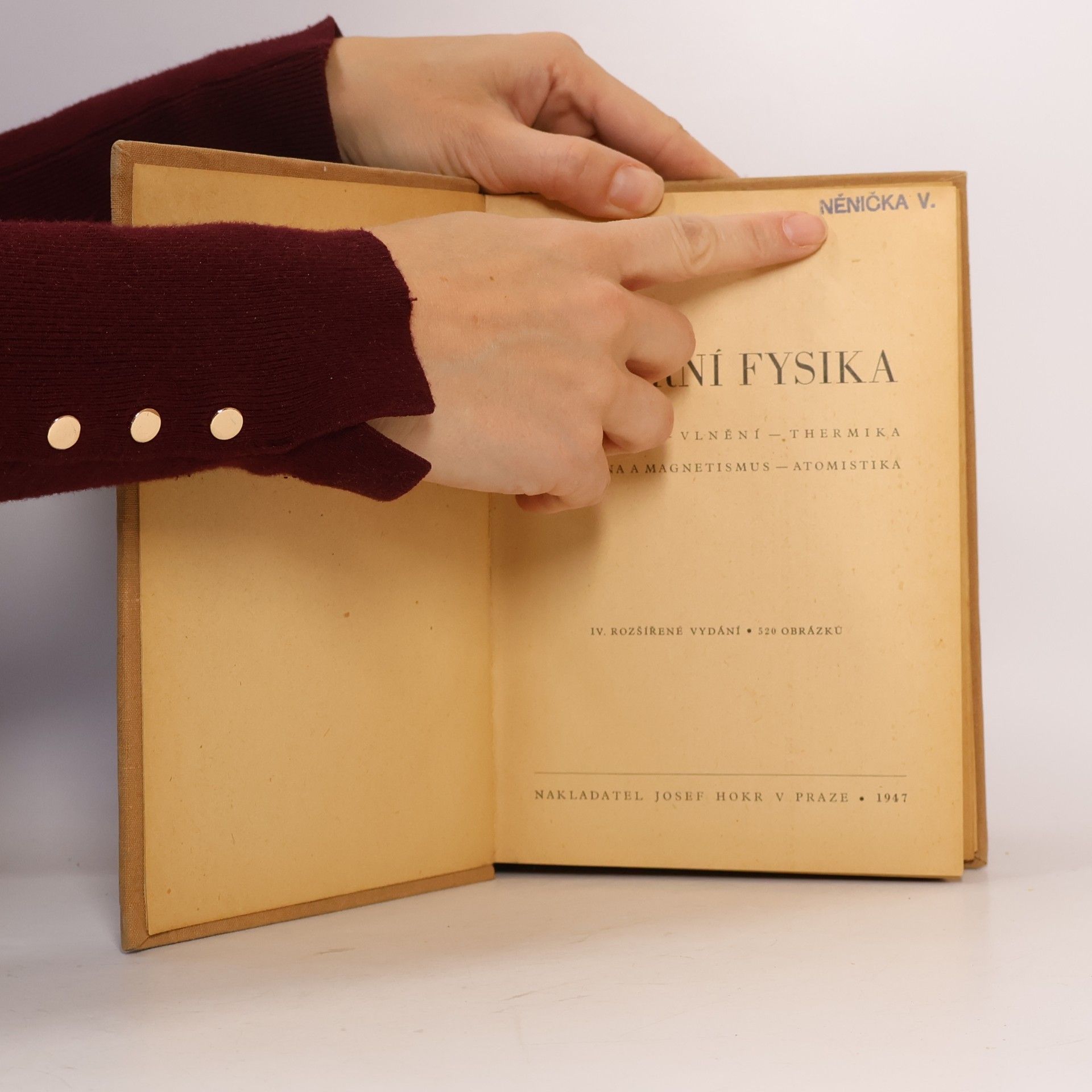 Rudolf Faukner Moderní fysika