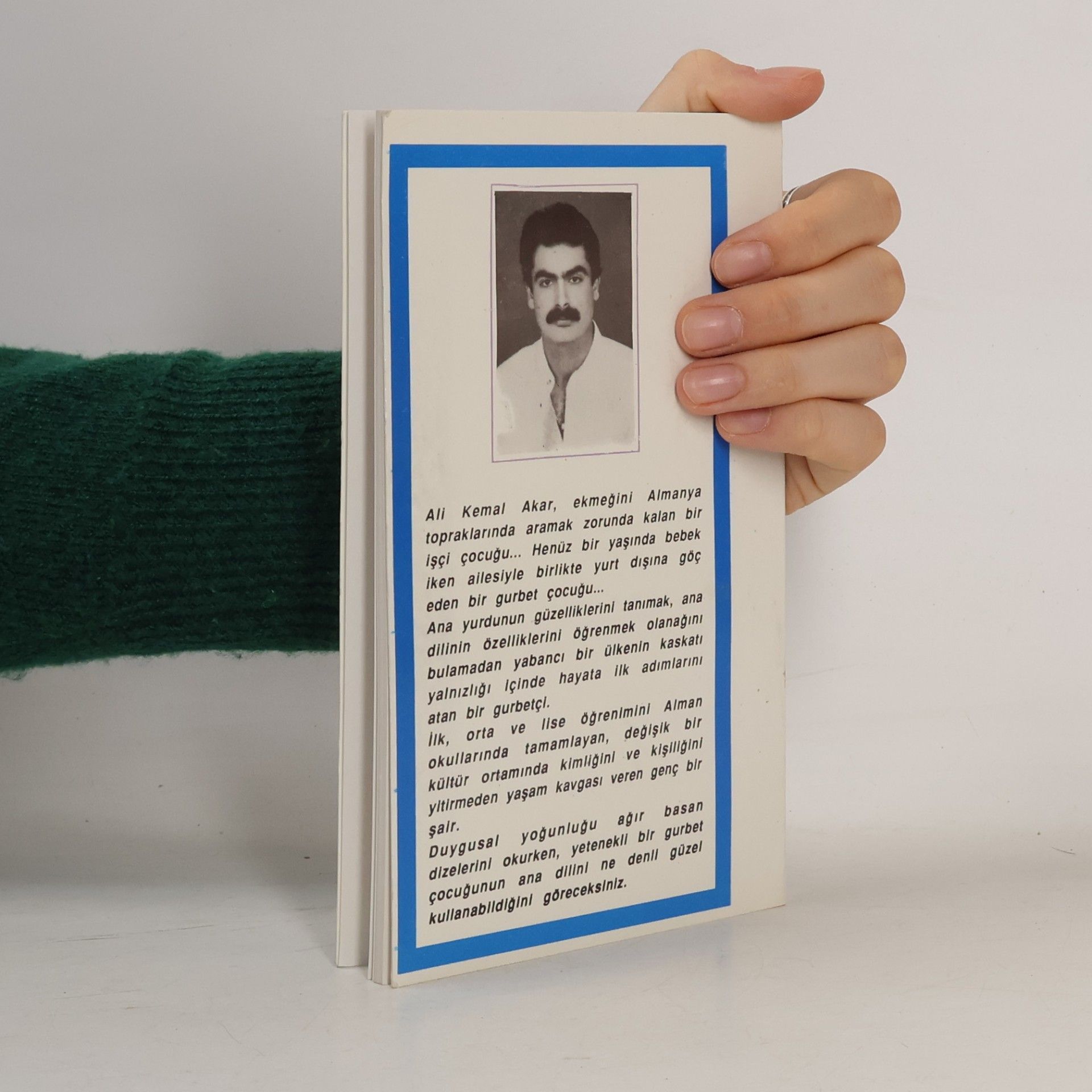 Ali Kemal Akar Dut Ağacı
