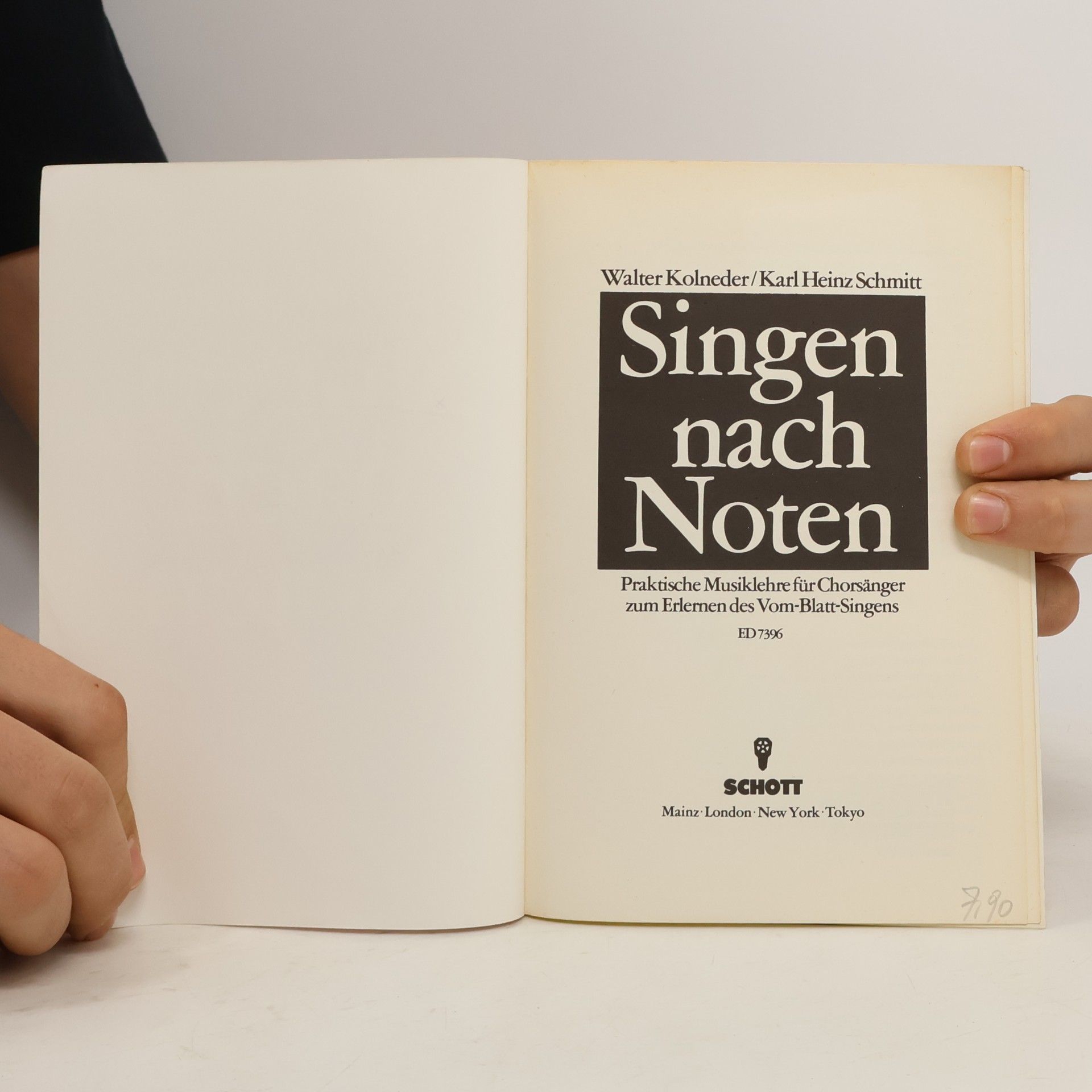 Autorenkollektiv Singen nach Noten