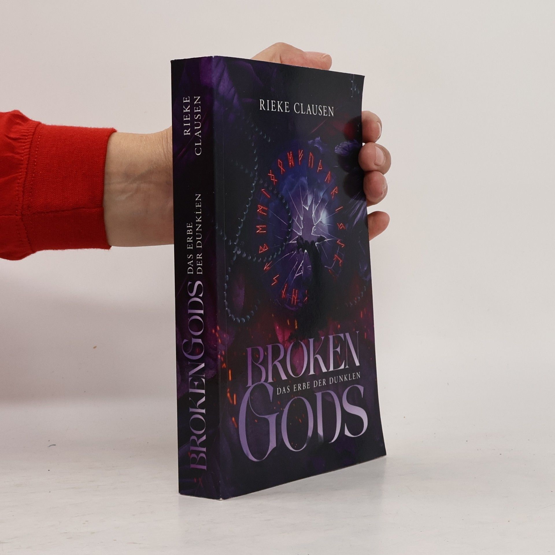 Broken Gods: Das Erbe der Dunklen