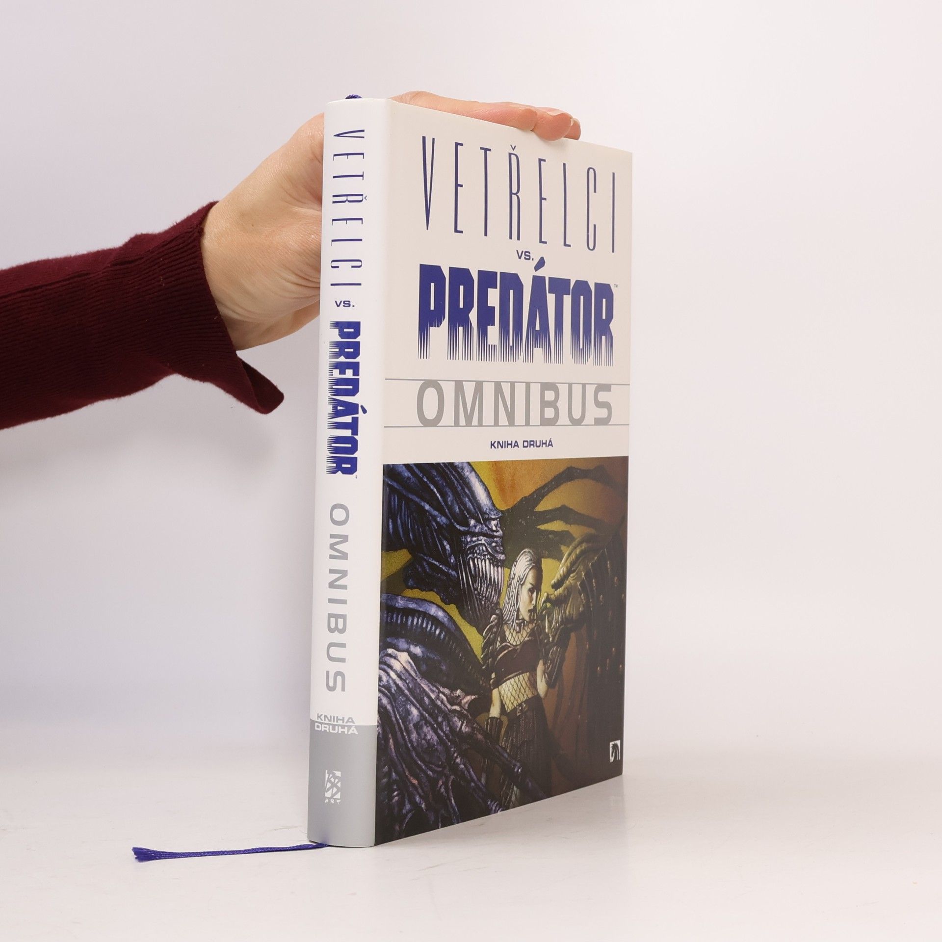 Various authors Vetřelci vs. Predátor Omnibus - kniha druhá