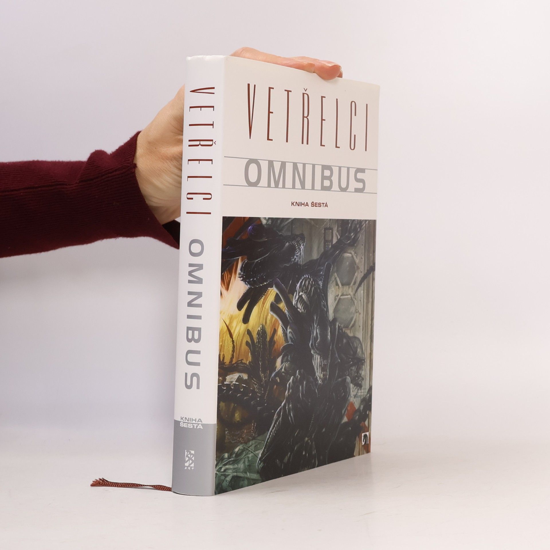 Beau Smith Vetřelci Omnibus 6