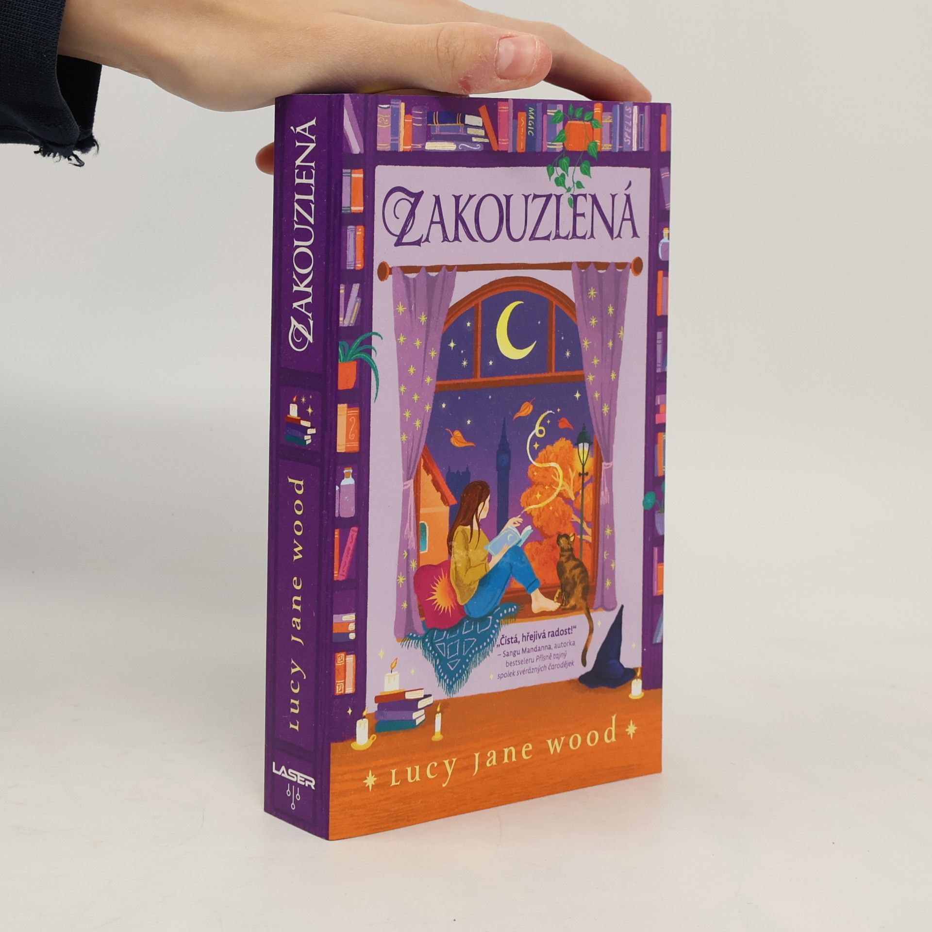 Lucy Jane Wood Zakouzlená